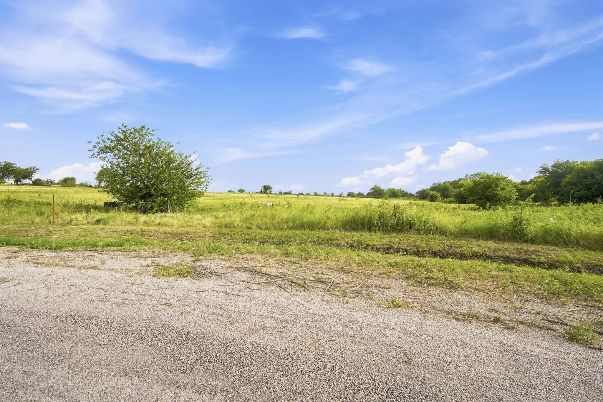 Unimproved Land For Sale in Hill County , TBD Longview Creek Trail, Itasca, Texas 76055, 0, 0, Garage spaces, 0 Sqft, built in 0, mls#21337105, Real Estate Agent in Itasca, Homes For Sale in Hill county, Homes For Sale in Itasca, Realtor in Itasca Texas, Real Estate Brokerage Independent Realty Texas, Luminita Cordes Realtor