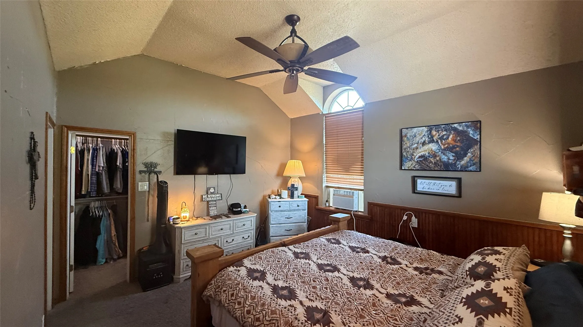 Single Family Residence For Sale in Jones County , 1302 20th Street, Anson, Texas 79501, 3 Bedroom, 2 Bathroom, 1 Garage spaces, 2,734 Sqft, built in 1999, mls#21337252, Real Estate Agent in Anson, Homes For Sale in Jones county, Homes For Sale in Anson, Realtor in Anson Texas, Real Estate Brokerage Independent Realty Texas, Luminita Cordes Realtor
