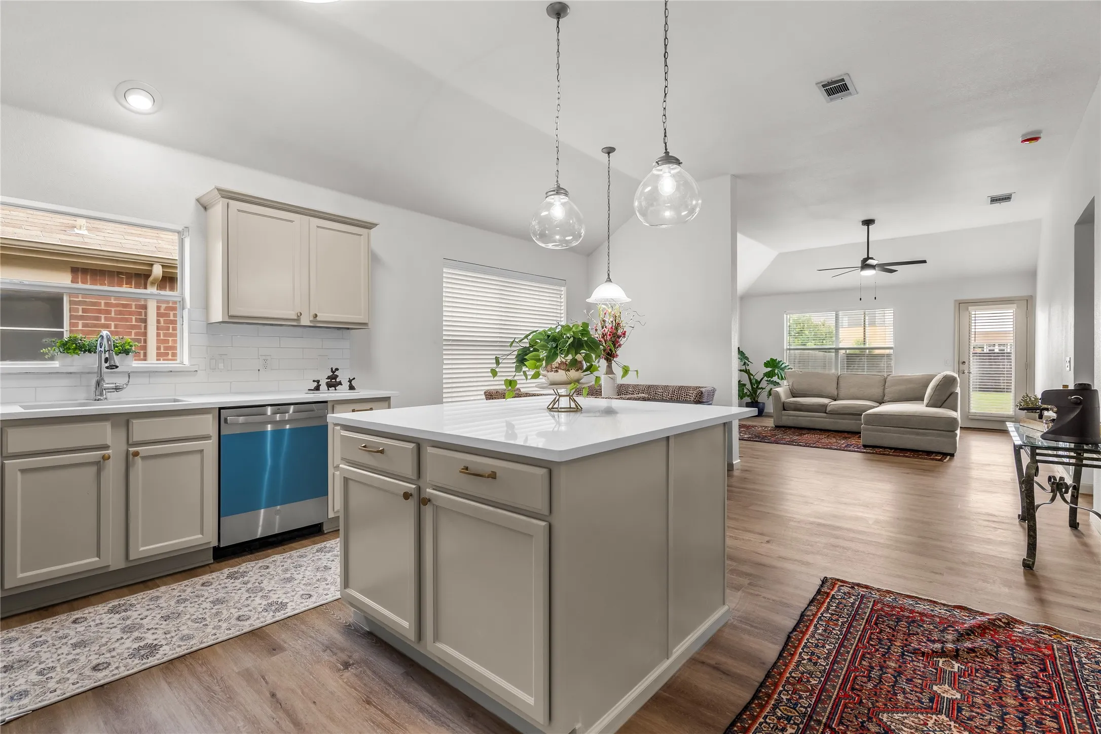 Kitchen 5