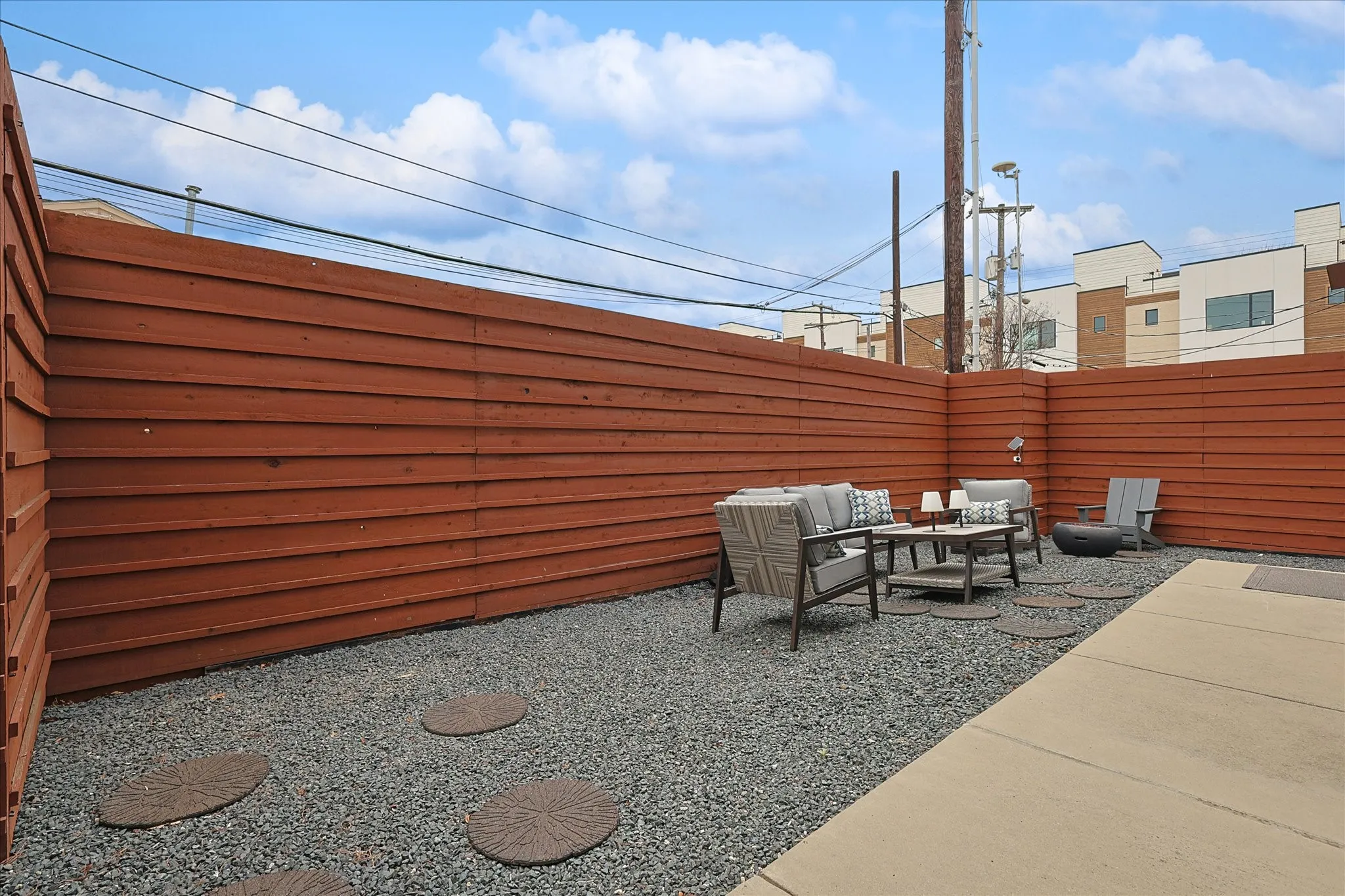 Townhouse For Rent in Dallas County , 2706 Throckmorton Street D, Dallas, Texas 75219, 2 Bedroom, 3 Bathroom, 2 Garage spaces, 1,920 Sqft, built in 2016, mls#21337248, Real Estate Agent in Dallas, Homes For Rent in Dallas county, Homes For Rent in Dallas, Realtor in Dallas Texas, Real Estate Brokerage Independent Realty Texas, Luminita Cordes Realtor