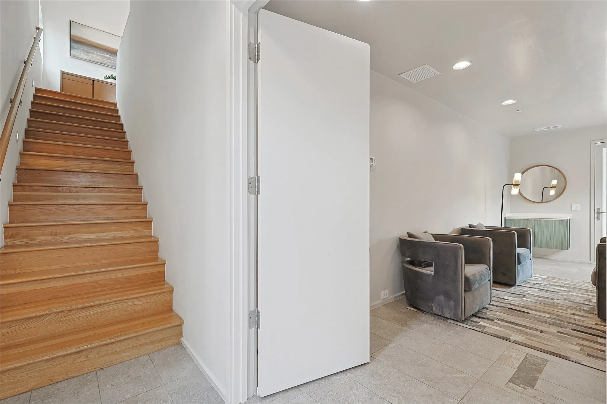 Townhouse For Rent in Dallas County , 2706 Throckmorton Street D, Dallas, Texas 75219, 2 Bedroom, 3 Bathroom, 2 Garage spaces, 1,920 Sqft, built in 2016, mls#21337248, Real Estate Agent in Dallas, Homes For Rent in Dallas county, Homes For Rent in Dallas, Realtor in Dallas Texas, Real Estate Brokerage Independent Realty Texas, Luminita Cordes Realtor