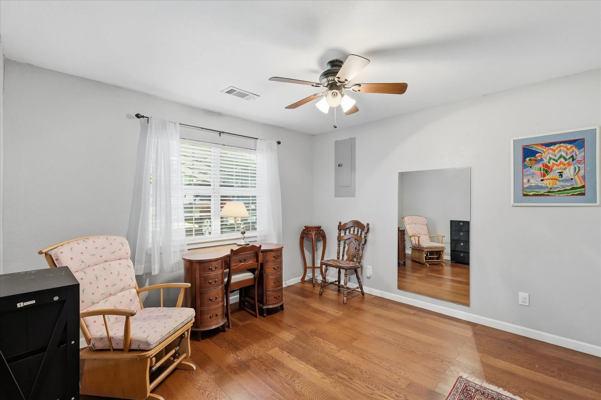 Single Family Residence For Sale in Grayson County , 116 Pecan Street, Whitesboro, Texas 76273, 3 Bedroom, 1 Bathroom, Garage spaces, 1,068 Sqft, built in 1960, mls#21336542, Real Estate Agent in Whitesboro, Homes For Sale in Grayson county, Homes For Sale in Whitesboro, Realtor in Whitesboro Texas, Real Estate Brokerage Independent Realty Texas, Luminita Cordes Realtor
