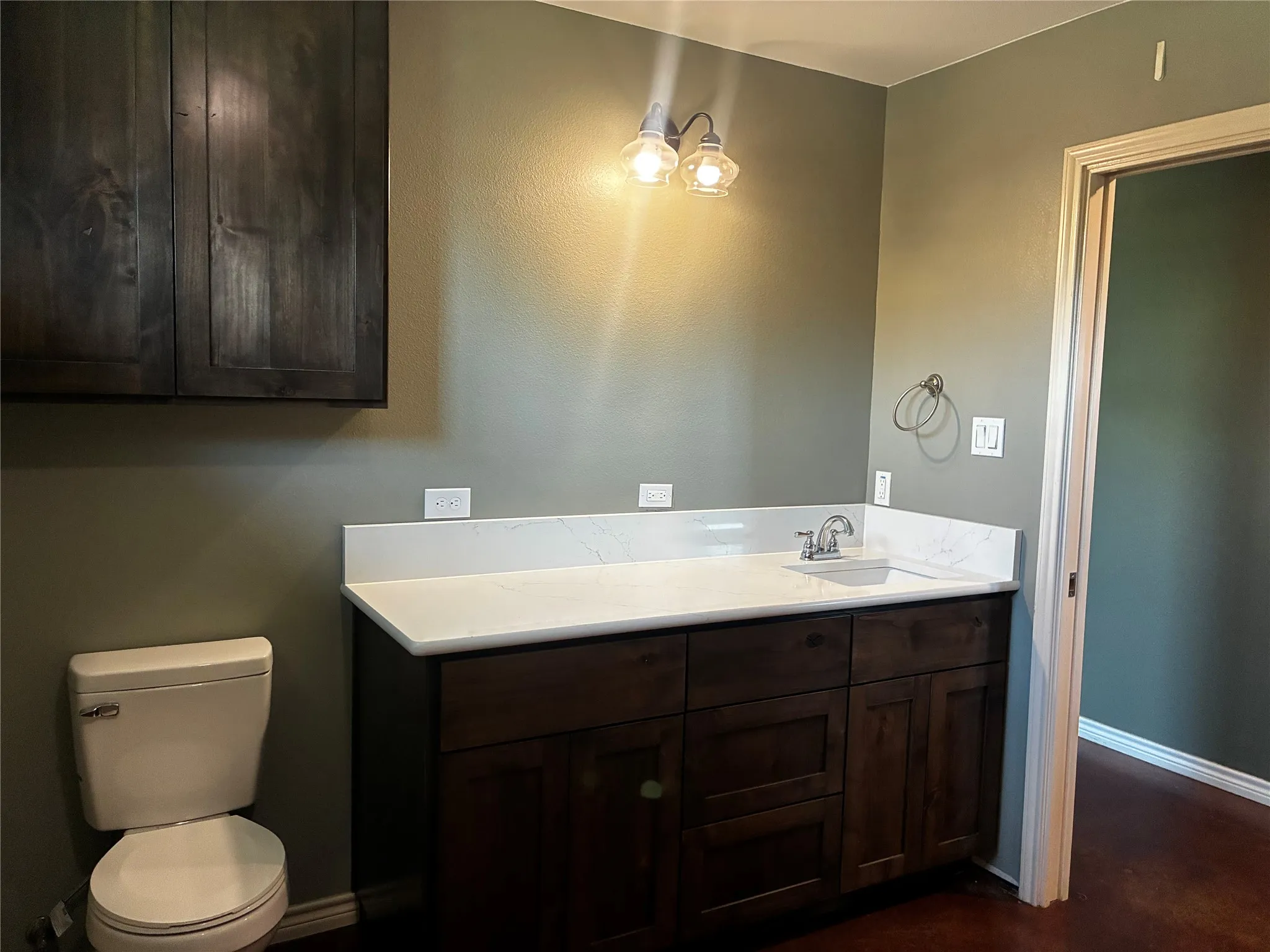 Single Family Residence For Sale in Lampasas County , 23748 N US Highway 281, Lampasas, Texas 76550, 3 Bedrooms, 3 Bathrooms, Garage spaces, 2,000 Sqft, built in 2018, Price $495,000, mls#21336298, Real Estate Agent in Lampasas, Homes For Sale in Lampasas county, Homes For Sale in Lampasas, Realtor in Lampasas Texas, Real Estate Brokerage Independent Realty Texas, Luminita Cordes Realtor
