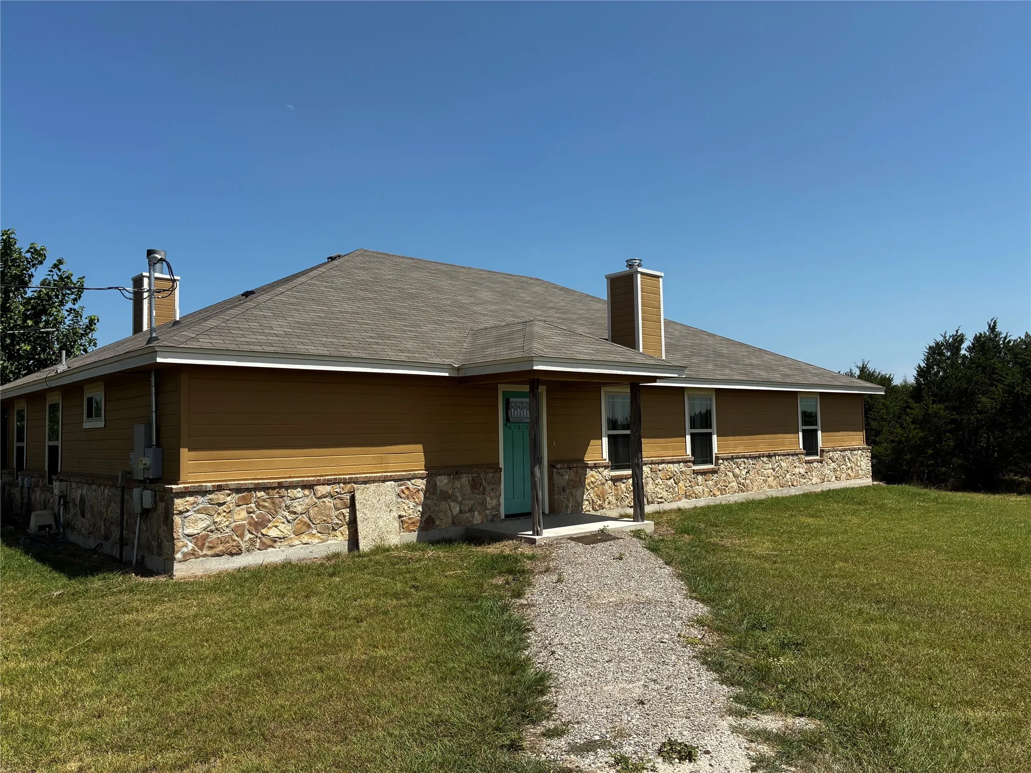 Single Family Residence For Sale in Lampasas County , 23748 N US Highway 281, Lampasas, Texas 76550, 3 Bedrooms, 3 Bathrooms, Garage spaces, 2,000 Sqft, built in 2018, Price $495,000, mls#21336298, Real Estate Agent in Lampasas, Homes For Sale in Lampasas county, Homes For Sale in Lampasas, Realtor in Lampasas Texas, Real Estate Brokerage Independent Realty Texas, Luminita Cordes Realtor