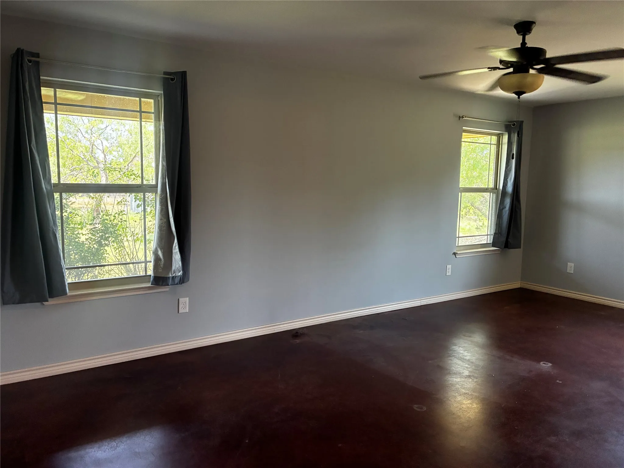 Single Family Residence For Sale in Lampasas County , 23748 N US Highway 281, Lampasas, Texas 76550, 3 Bedrooms, 3 Bathrooms, Garage spaces, 2,000 Sqft, built in 2018, Price $495,000, mls#21336298, Real Estate Agent in Lampasas, Homes For Sale in Lampasas county, Homes For Sale in Lampasas, Realtor in Lampasas Texas, Real Estate Brokerage Independent Realty Texas, Luminita Cordes Realtor
