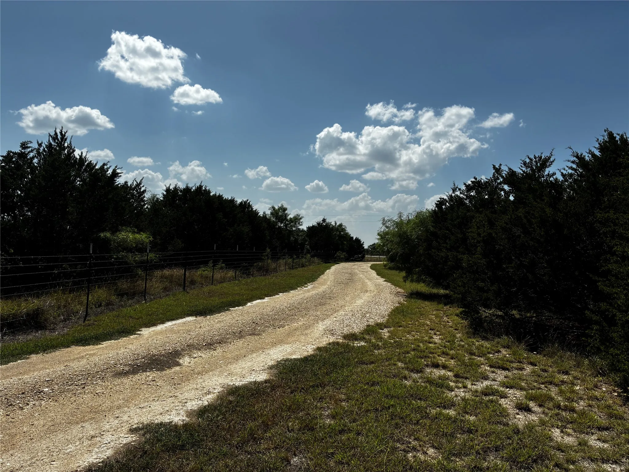 Single Family Residence For Sale in Lampasas County , 23748 N US Highway 281, Lampasas, Texas 76550, 3 Bedrooms, 3 Bathrooms, Garage spaces, 2,000 Sqft, built in 2018, Price $495,000, mls#21336298, Real Estate Agent in Lampasas, Homes For Sale in Lampasas county, Homes For Sale in Lampasas, Realtor in Lampasas Texas, Real Estate Brokerage Independent Realty Texas, Luminita Cordes Realtor