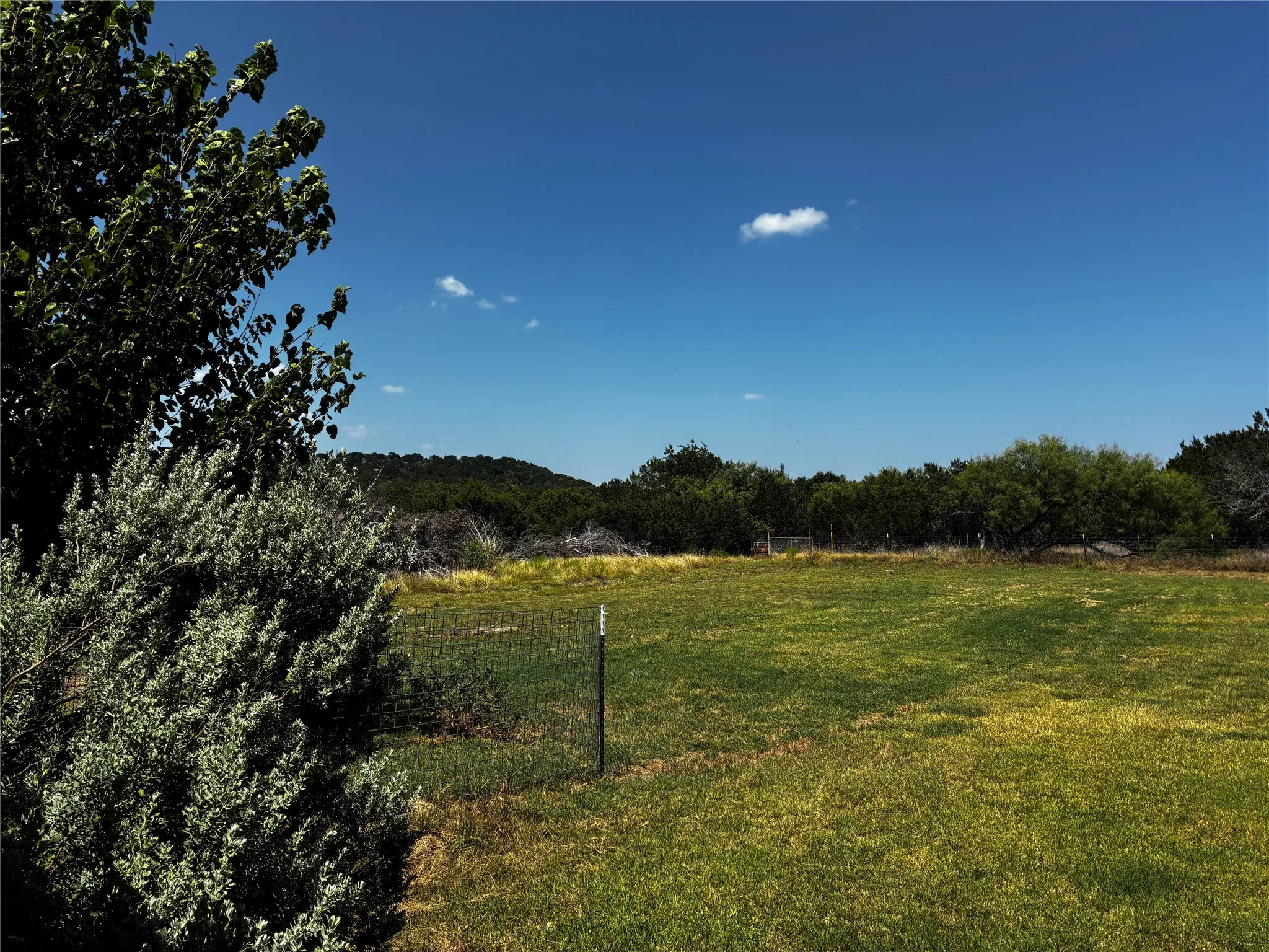Single Family Residence For Sale in Lampasas County , 23748 N US Highway 281, Lampasas, Texas 76550, 3 Bedrooms, 3 Bathrooms, Garage spaces, 2,000 Sqft, built in 2018, Price $495,000, mls#21336298, Real Estate Agent in Lampasas, Homes For Sale in Lampasas county, Homes For Sale in Lampasas, Realtor in Lampasas Texas, Real Estate Brokerage Independent Realty Texas, Luminita Cordes Realtor