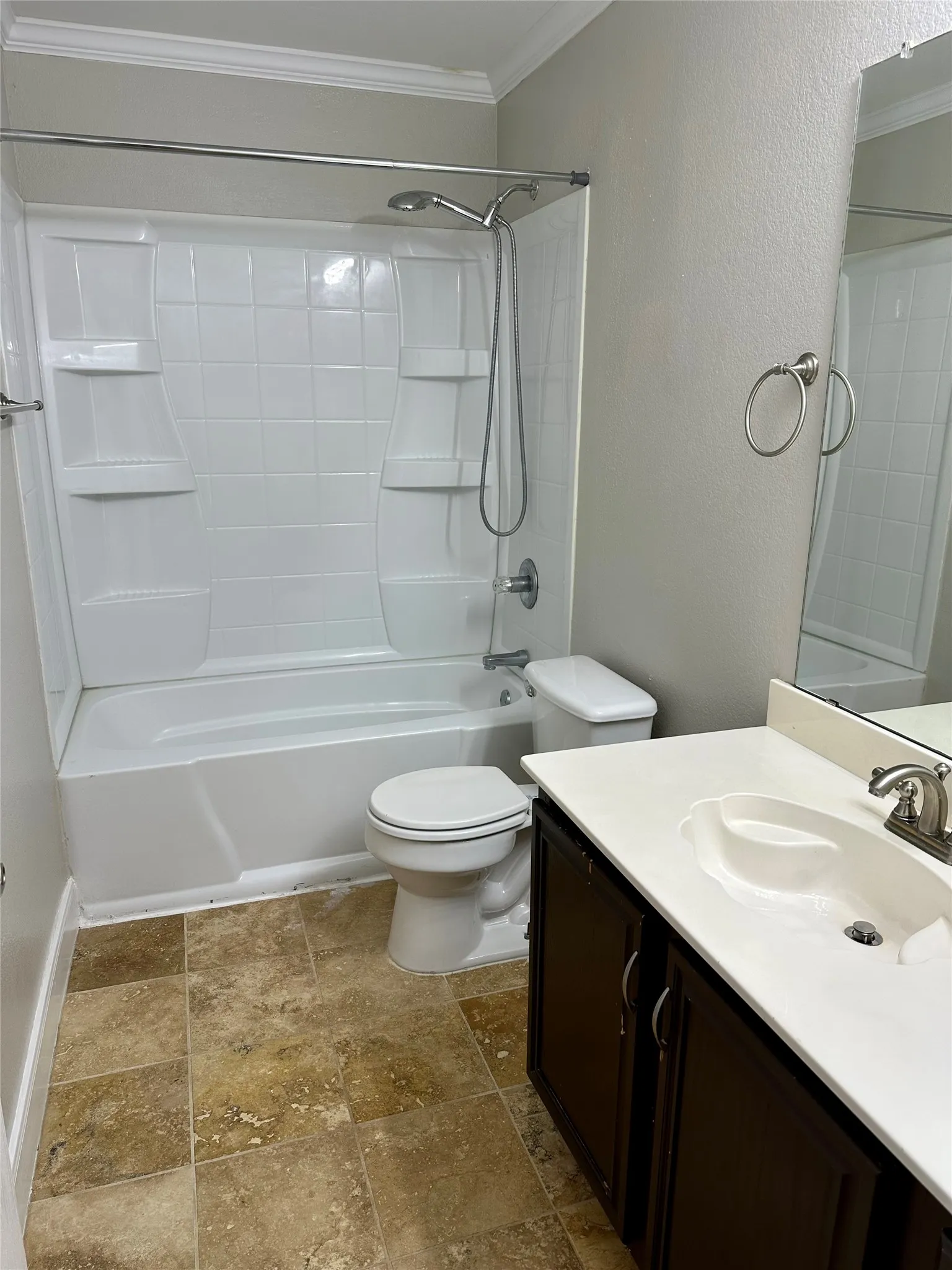 Single Family Residence For Rent in Kaufman County , 210 Windsor, Forney, Texas 75126, 3 Bedroom, 2 Bathroom, 2 Garage spaces, 1,468 Sqft, built in 2001, mls#21337274, Real Estate Agent in Forney, Homes For Rent in Kaufman county, Homes For Rent in Forney, Realtor in Forney Texas, Real Estate Brokerage Independent Realty Texas, Luminita Cordes Realtor