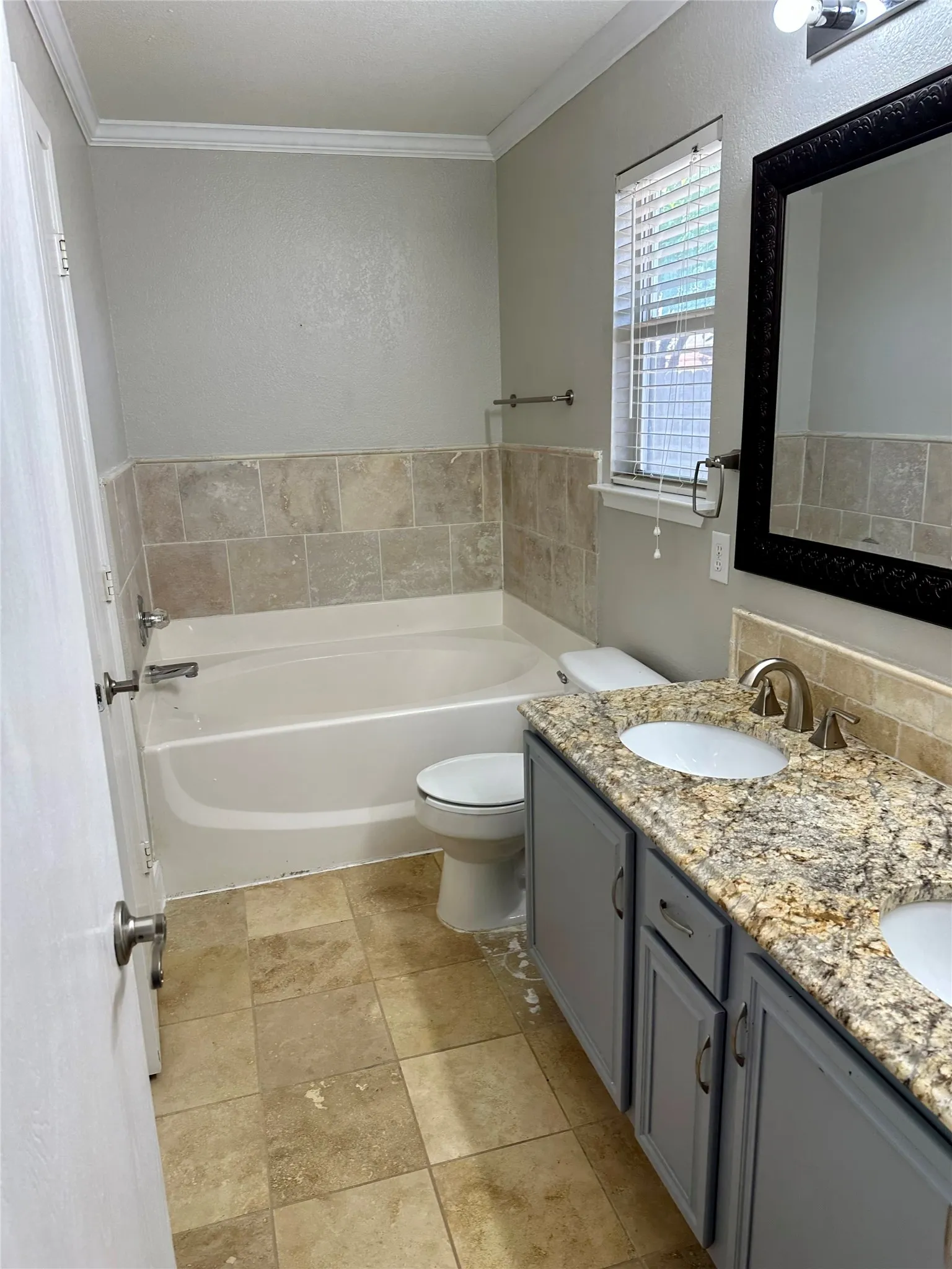 Single Family Residence For Rent in Kaufman County , 210 Windsor, Forney, Texas 75126, 3 Bedroom, 2 Bathroom, 2 Garage spaces, 1,468 Sqft, built in 2001, mls#21337274, Real Estate Agent in Forney, Homes For Rent in Kaufman county, Homes For Rent in Forney, Realtor in Forney Texas, Real Estate Brokerage Independent Realty Texas, Luminita Cordes Realtor