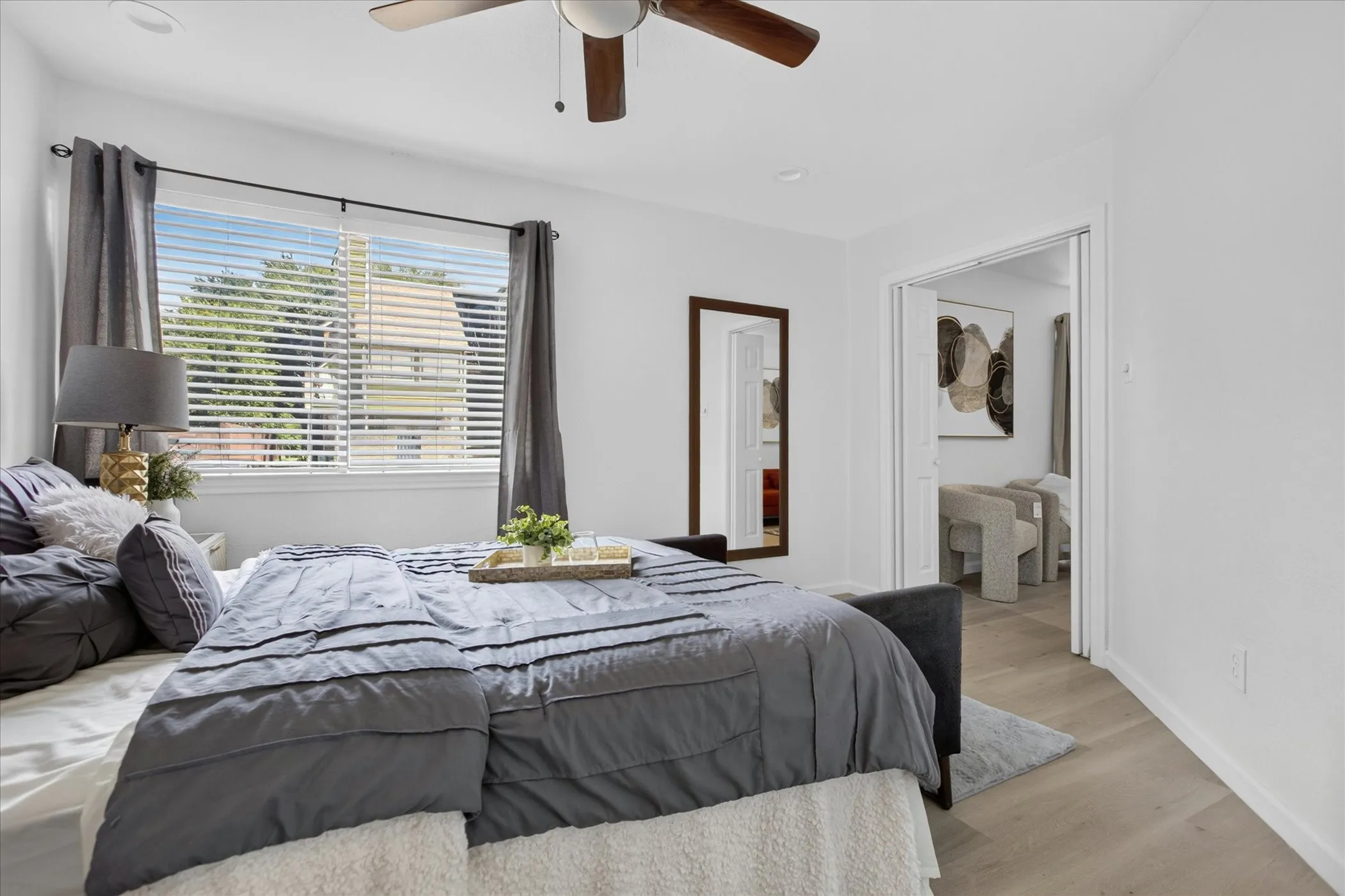 Condominium For Sale in Dallas County , 9805 Walnut Street 112, Dallas, Texas 75243, 1 Bedroom, 1 Bathroom, Garage spaces, 551 Sqft, built in 1981, mls#21337297, Real Estate Agent in Dallas, Homes For Sale in Dallas county, Homes For Sale in Dallas, Realtor in Dallas Texas, Real Estate Brokerage Independent Realty Texas, Luminita Cordes Realtor