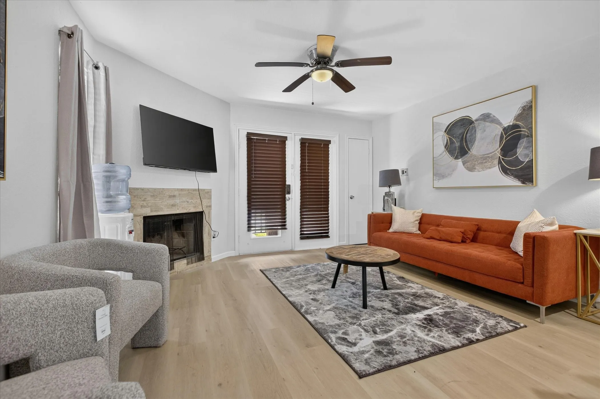 Condominium For Sale in Dallas County , 9805 Walnut Street 112, Dallas, Texas 75243, 1 Bedroom, 1 Bathroom, Garage spaces, 551 Sqft, built in 1981, mls#21337297, Real Estate Agent in Dallas, Homes For Sale in Dallas county, Homes For Sale in Dallas, Realtor in Dallas Texas, Real Estate Brokerage Independent Realty Texas, Luminita Cordes Realtor