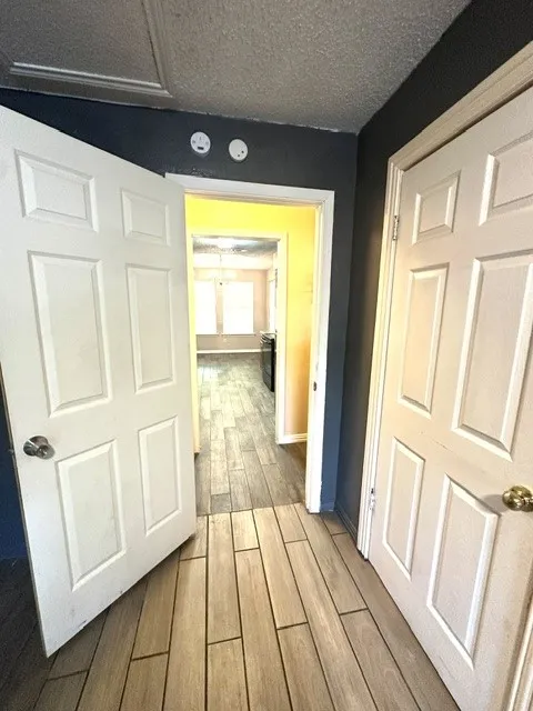 Single Family Residence For Sale in Dallas County , 216 Monica Street, Glenn Heights, Texas 75154, 4 Bedroom, 3 Bathroom, Garage spaces, 1,141 Sqft, built in 1983, mls#21337307, Real Estate Agent in Glenn Heights, Homes For Sale in Dallas county, Homes For Sale in Glenn Heights, Realtor in Glenn Heights Texas, Real Estate Brokerage Independent Realty Texas, Luminita Cordes Realtor
