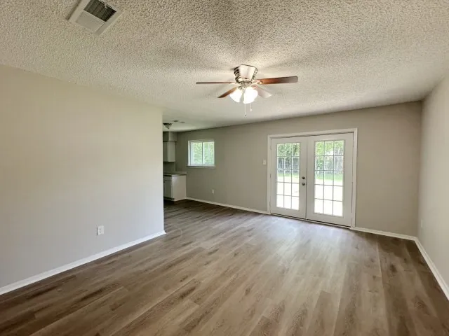 Single Family Residence For Sale in Johnson County , 328 Hillside Court, Burleson, Texas 76028, 4 Bedroom, 3 Bathroom, Garage spaces, 1,511 Sqft, built in 1969, mls#21337295, Real Estate Agent in Burleson, Homes For Sale in Johnson county, Homes For Sale in Burleson, Realtor in Burleson Texas, Real Estate Brokerage Independent Realty Texas, Luminita Cordes Realtor