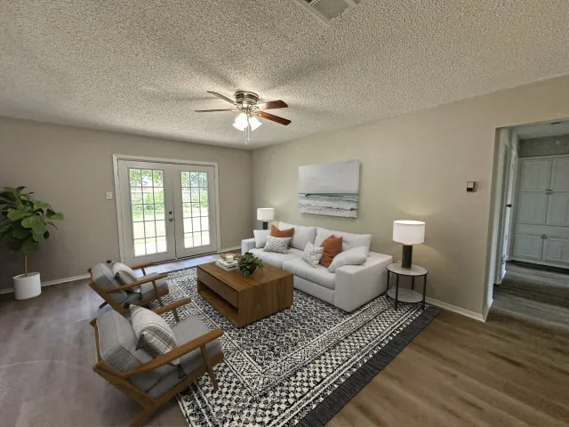 Single Family Residence For Sale in Johnson County , 328 Hillside Court, Burleson, Texas 76028, 4 Bedroom, 3 Bathroom, Garage spaces, 1,511 Sqft, built in 1969, mls#21337295, Real Estate Agent in Burleson, Homes For Sale in Johnson county, Homes For Sale in Burleson, Realtor in Burleson Texas, Real Estate Brokerage Independent Realty Texas, Luminita Cordes Realtor