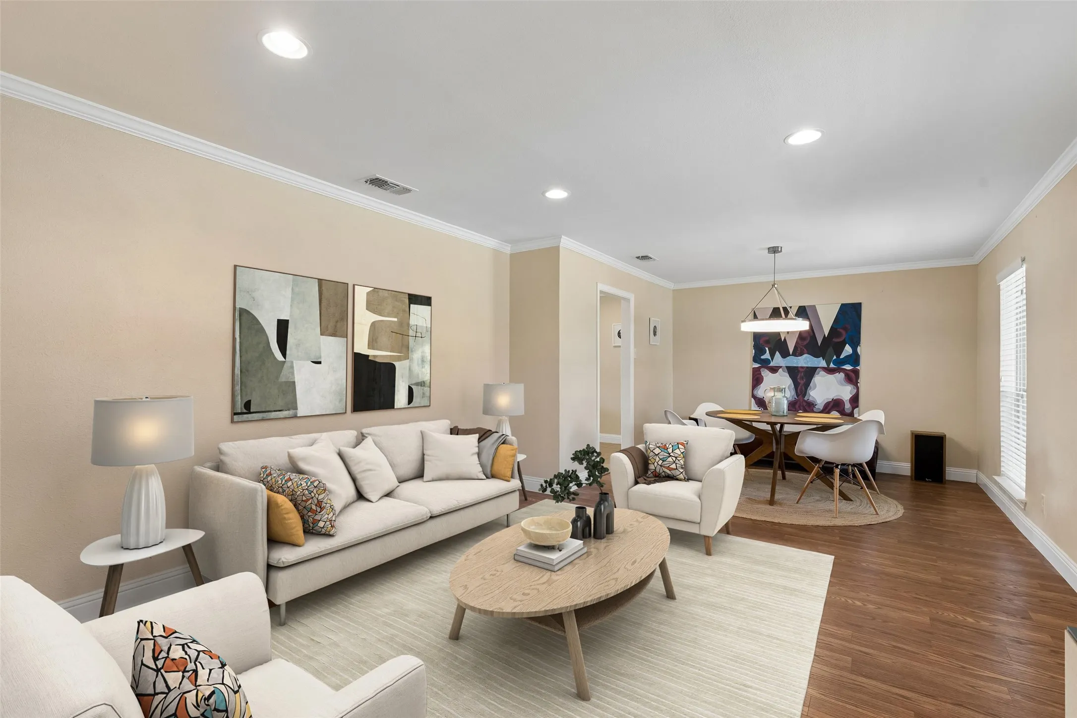Single Family Residence For Sale in Dallas County , 13141 Rosser Road, Farmers Branch, Texas 75244, 3 Bedroom, 2 Bathroom, 2 Garage spaces, 1,810 Sqft, built in 1969, mls#21328079, Real Estate Agent in Farmers Branch, Homes For Sale in Dallas county, Homes For Sale in Farmers Branch, Realtor in Farmers Branch Texas, Real Estate Brokerage Independent Realty Texas, Luminita Cordes Realtor