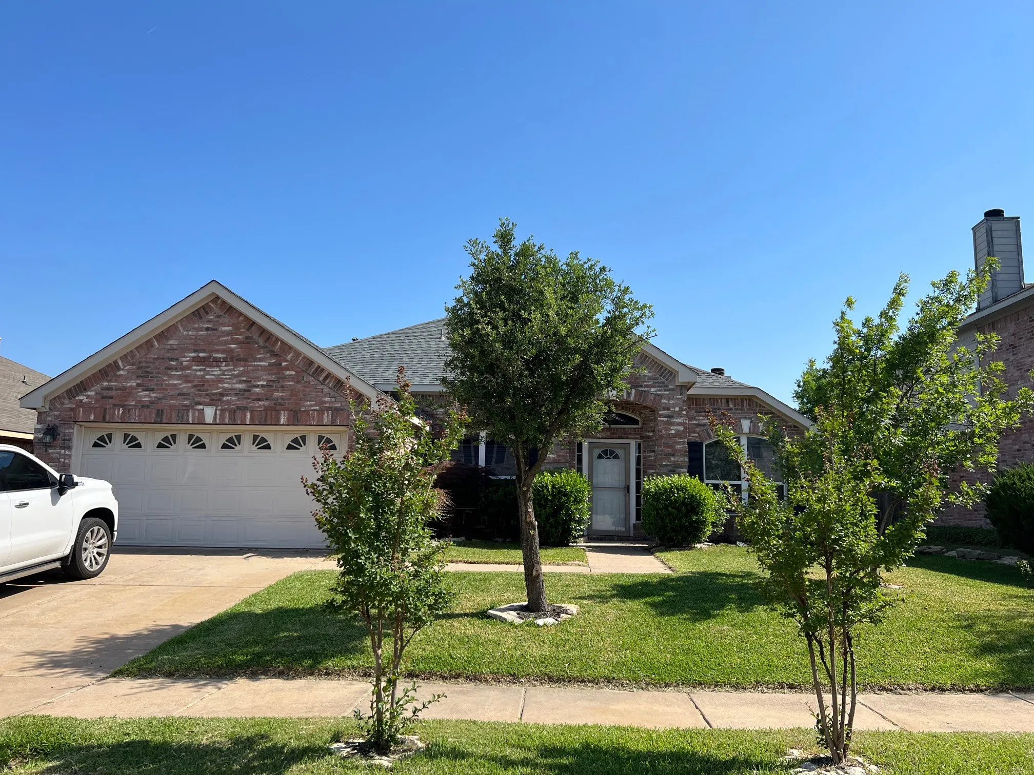 Single Family Residence For Rent in Tarrant County , 4216 Cave Cove Court, Fort Worth, Texas 76244, 3 Bedroom, 2 Bathroom, 2 Garage spaces, 2,214 Sqft, built in 2000, mls#21337343, Real Estate Agent in Fort Worth, Homes For Rent in Tarrant county, Homes For Rent in Fort Worth, Realtor in Fort Worth Texas, Real Estate Brokerage Independent Realty Texas, Luminita Cordes Realtor