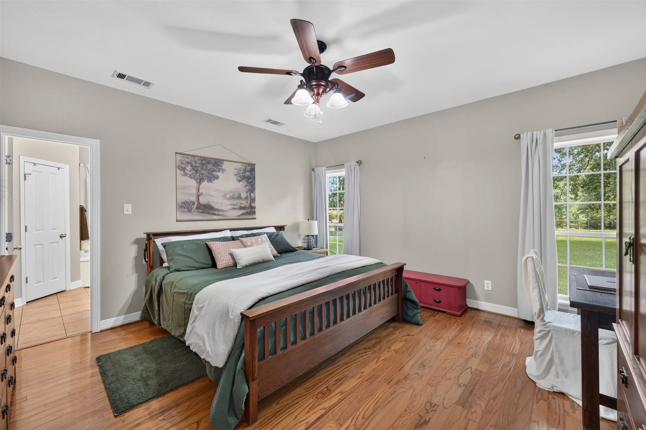 Single Family Residence For Sale in Henderson County , 5611 Fm 2494, Athens, Texas 75751, 3 Bedroom, 3 Bathroom, 2 Garage spaces, 2,560 Sqft, built in 2001, mls#21337155, Real Estate Agent in Athens, Homes For Sale in Henderson county, Homes For Sale in Athens, Realtor in Athens Texas, Real Estate Brokerage Independent Realty Texas, Luminita Cordes Realtor