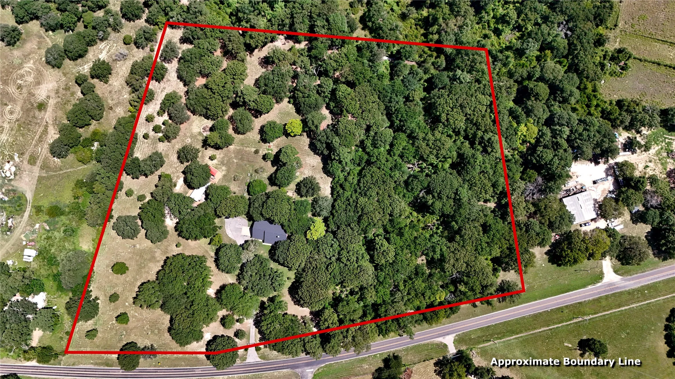 Single Family Residence For Sale in Henderson County , 5611 Fm 2494, Athens, Texas 75751, 3 Bedroom, 3 Bathroom, 2 Garage spaces, 2,560 Sqft, built in 2001, mls#21337155, Real Estate Agent in Athens, Homes For Sale in Henderson county, Homes For Sale in Athens, Realtor in Athens Texas, Real Estate Brokerage Independent Realty Texas, Luminita Cordes Realtor