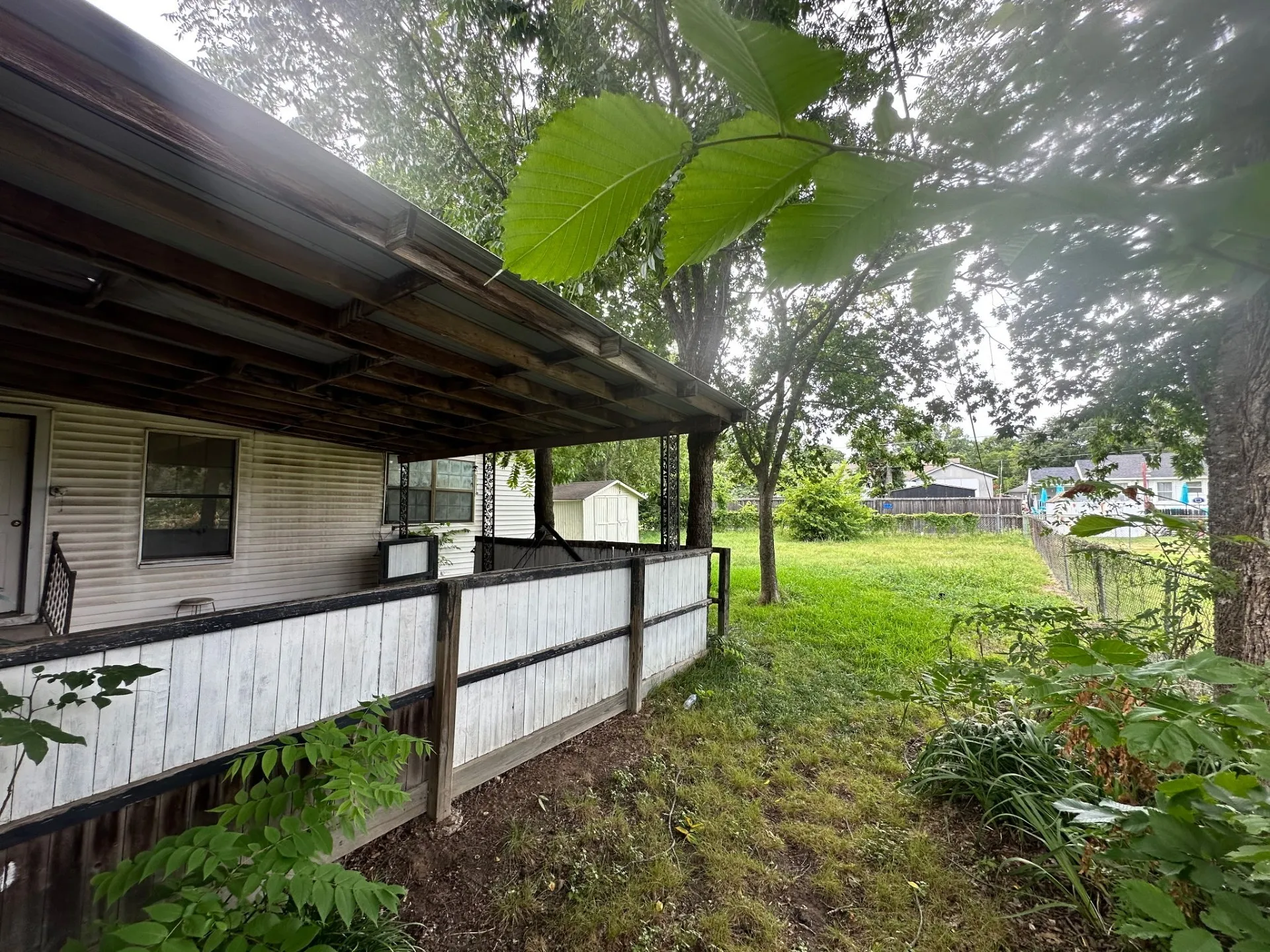 Single Family Residence For Sale in Dallas County , 813 Magnolia Drive, Garland, Texas 75040, 2 Bedroom, 1 Bathroom, 1 Garage spaces, 1,718 Sqft, built in 1951, Price $195,000, mls#21333466, Real Estate Agent in Garland, Homes For Sale in Dallas county, Homes For Sale in Garland, Realtor in Garland Texas, Real Estate Brokerage Independent Realty Texas, Luminita Cordes Realtor