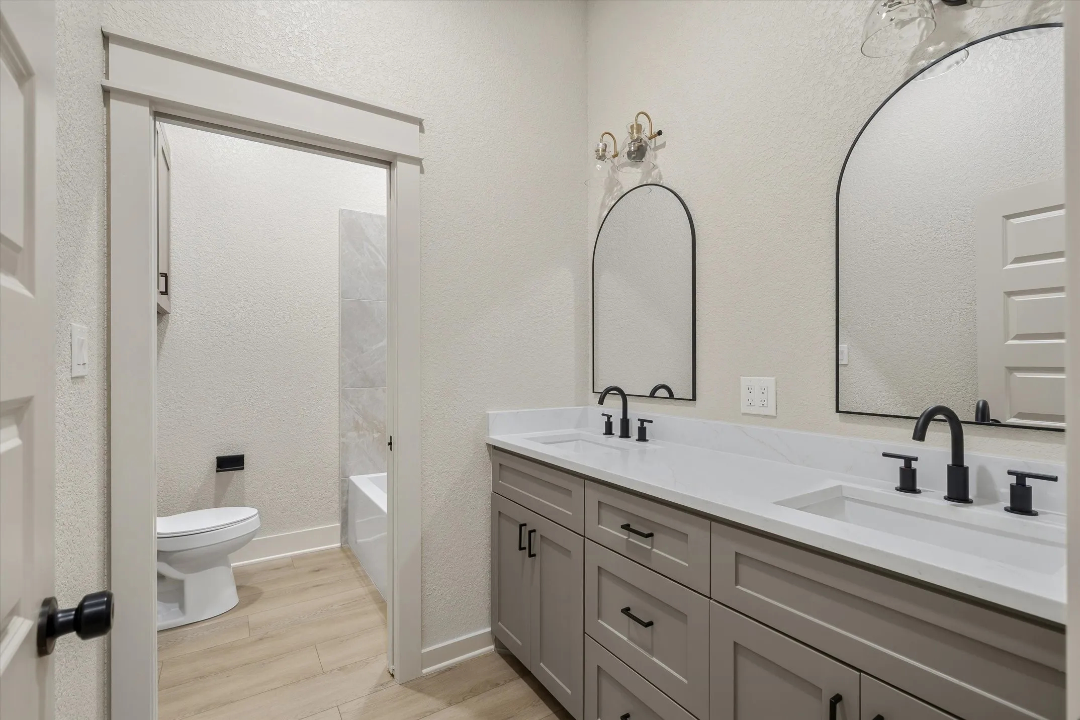 Single Family Residence For Sale in Smith County , 15558 CR 436, Lindale, Texas 75771, 5 Bedrooms, 3 Bathrooms, Garage spaces, 2,187 Sqft, built in 2026, Price $449,900, mls#21337363, Real Estate Agent in Lindale, Homes For Sale in Smith county, Homes For Sale in Lindale, Realtor in Lindale Texas, Real Estate Brokerage Independent Realty Texas, Luminita Cordes Realtor