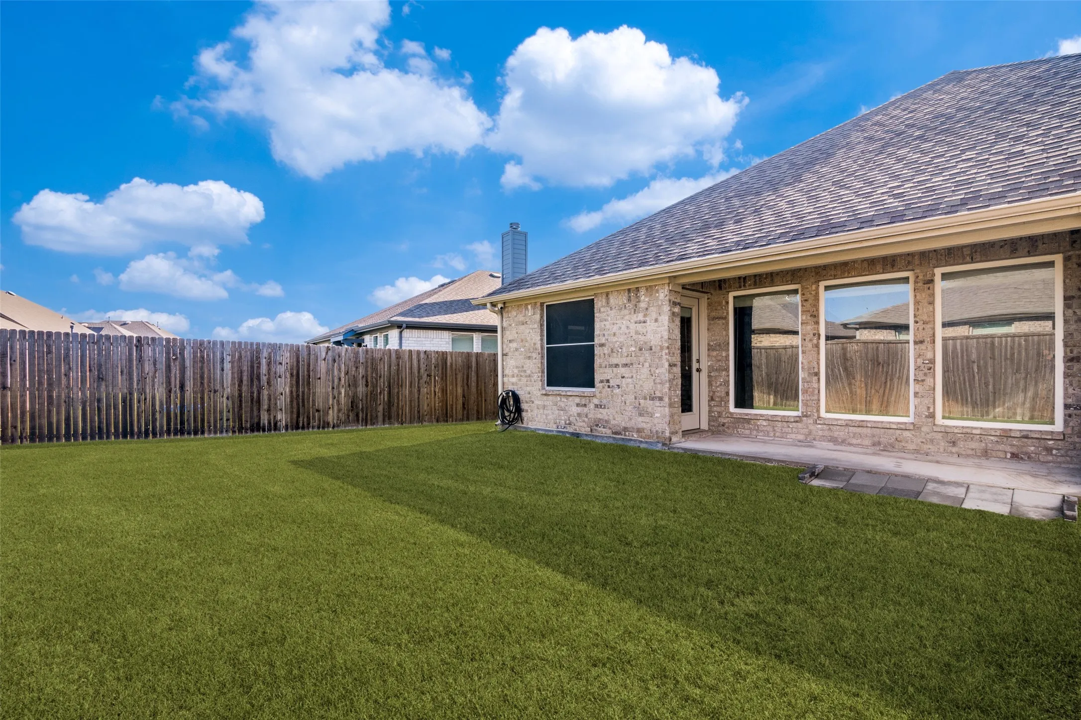 Single Family Residence For Sale in Kaufman County , 2272 Templin Avenue, Forney, Texas 75126, 3 Bedroom, 3 Bathroom, 2 Garage spaces, 2,226 Sqft, built in 2020, mls#21336815, Real Estate Agent in Forney, Homes For Sale in Kaufman county, Homes For Sale in Forney, Realtor in Forney Texas, Real Estate Brokerage Independent Realty Texas, Luminita Cordes Realtor