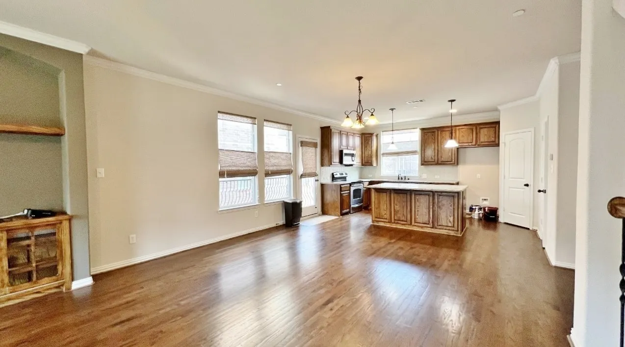 Townhouse For Rent in Denton County , 2500 Rockbrook Drive 40, Lewisville, Texas 75067, 3 Bedroom, 3 Bathroom, 2 Garage spaces, 1,802 Sqft, built in 2009, mls#21337369, Real Estate Agent in Lewisville, Homes For Rent in Denton county, Homes For Rent in Lewisville, Realtor in Lewisville Texas, Real Estate Brokerage Independent Realty Texas, Luminita Cordes Realtor