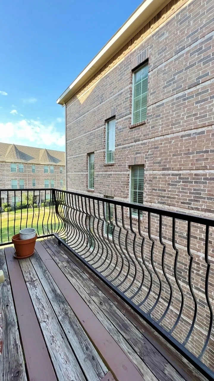 Townhouse For Rent in Denton County , 2500 Rockbrook Drive 40, Lewisville, Texas 75067, 3 Bedroom, 3 Bathroom, 2 Garage spaces, 1,802 Sqft, built in 2009, mls#21337369, Real Estate Agent in Lewisville, Homes For Rent in Denton county, Homes For Rent in Lewisville, Realtor in Lewisville Texas, Real Estate Brokerage Independent Realty Texas, Luminita Cordes Realtor