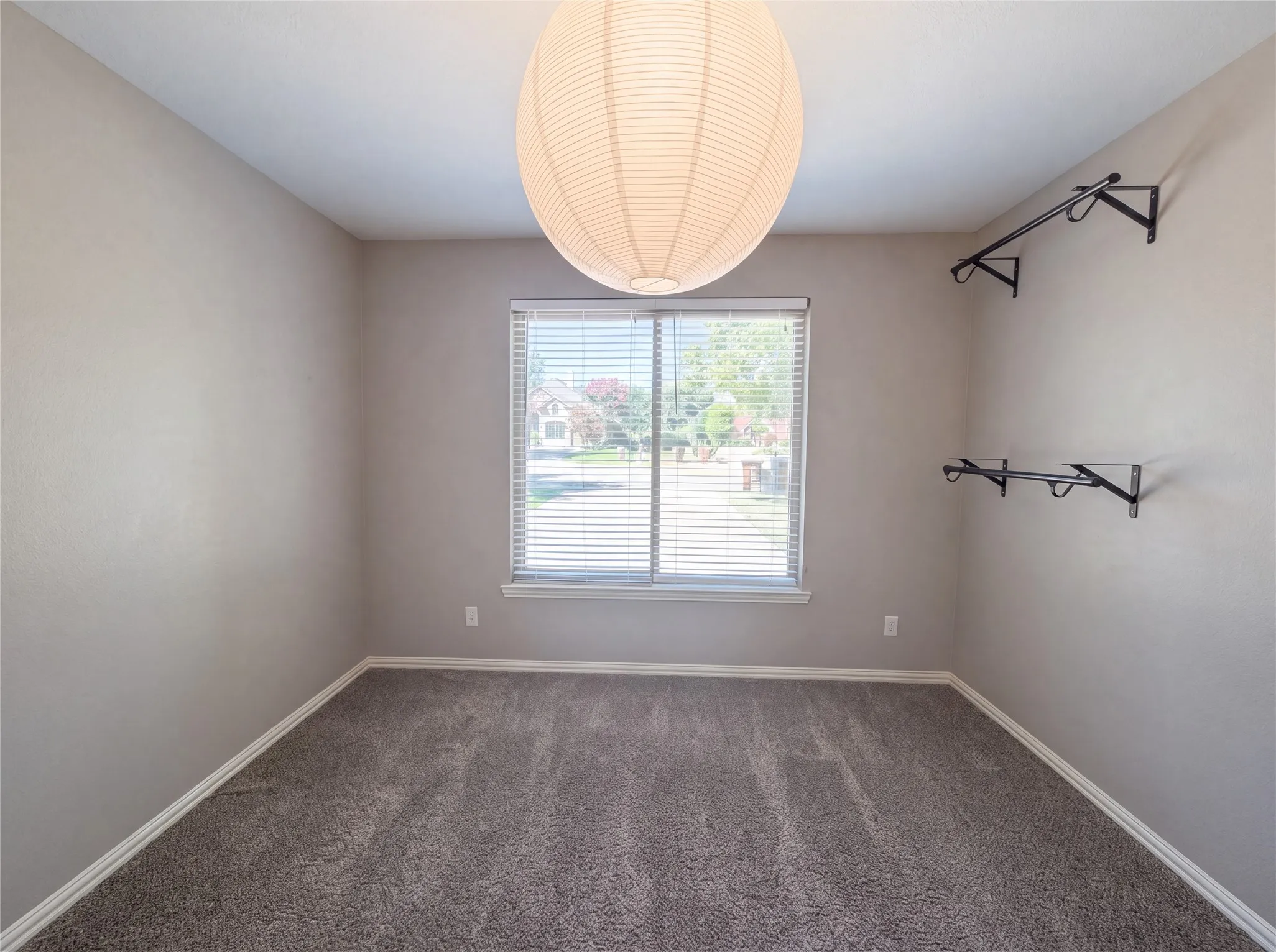 Single Family Residence For Sale in Collin County , 2404 Royal Birkdale Drive, Plano, Texas 75025, 4 Bedroom, 3 Bathroom, 2 Garage spaces, 2,420 Sqft, built in 1999, mls#21337368, Real Estate Agent in Plano, Homes For Sale in Collin county, Homes For Sale in Plano, Realtor in Plano Texas, Real Estate Brokerage Independent Realty Texas, Luminita Cordes Realtor