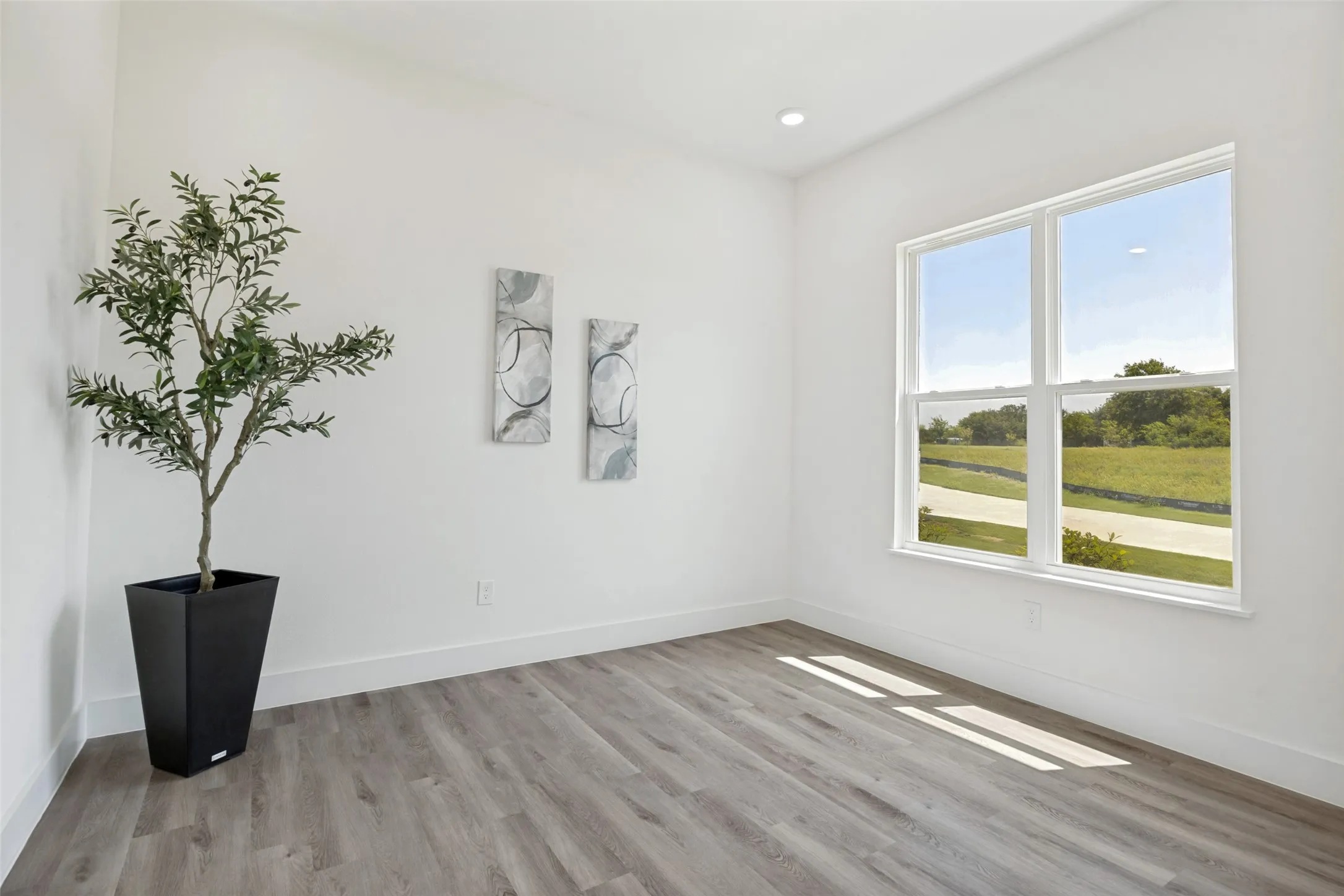Single Family Residence For Sale in Collin County , 2722 Eastridge Boulevard, Princeton, Texas 75407, 5 Bedroom, 4 Bathroom, 3 Garage spaces, 2,768 Sqft, built in 2025, mls#21337302, Real Estate Agent in Princeton, Homes For Sale in Collin county, Homes For Sale in Princeton, Realtor in Princeton Texas, Real Estate Brokerage Independent Realty Texas, Luminita Cordes Realtor