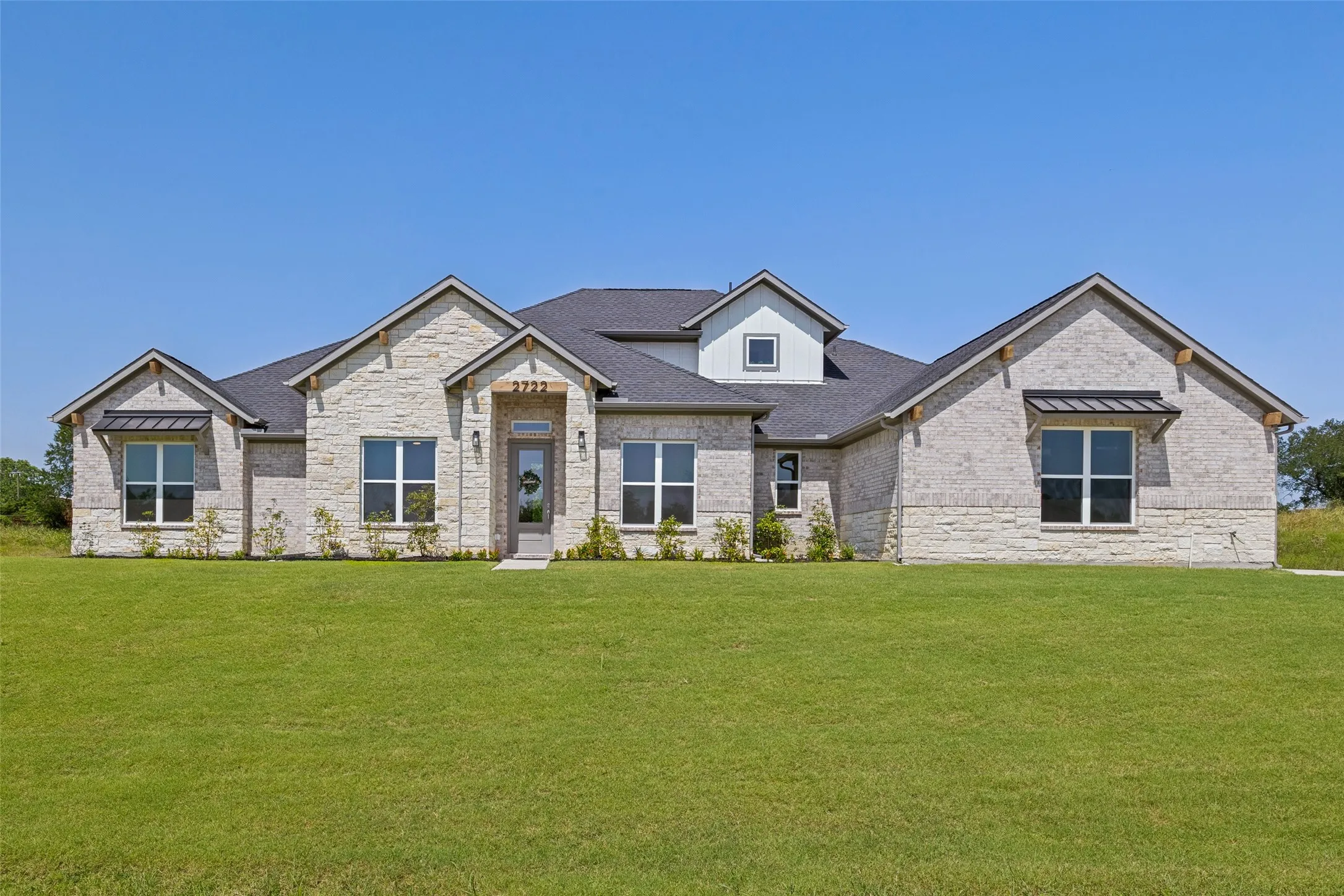 Single Family Residence For Sale in Collin County , 2722 Eastridge Boulevard, Princeton, Texas 75407, 5 Bedroom, 4 Bathroom, 3 Garage spaces, 2,768 Sqft, built in 2025, mls#21337302, Real Estate Agent in Princeton, Homes For Sale in Collin county, Homes For Sale in Princeton, Realtor in Princeton Texas, Real Estate Brokerage Independent Realty Texas, Luminita Cordes Realtor