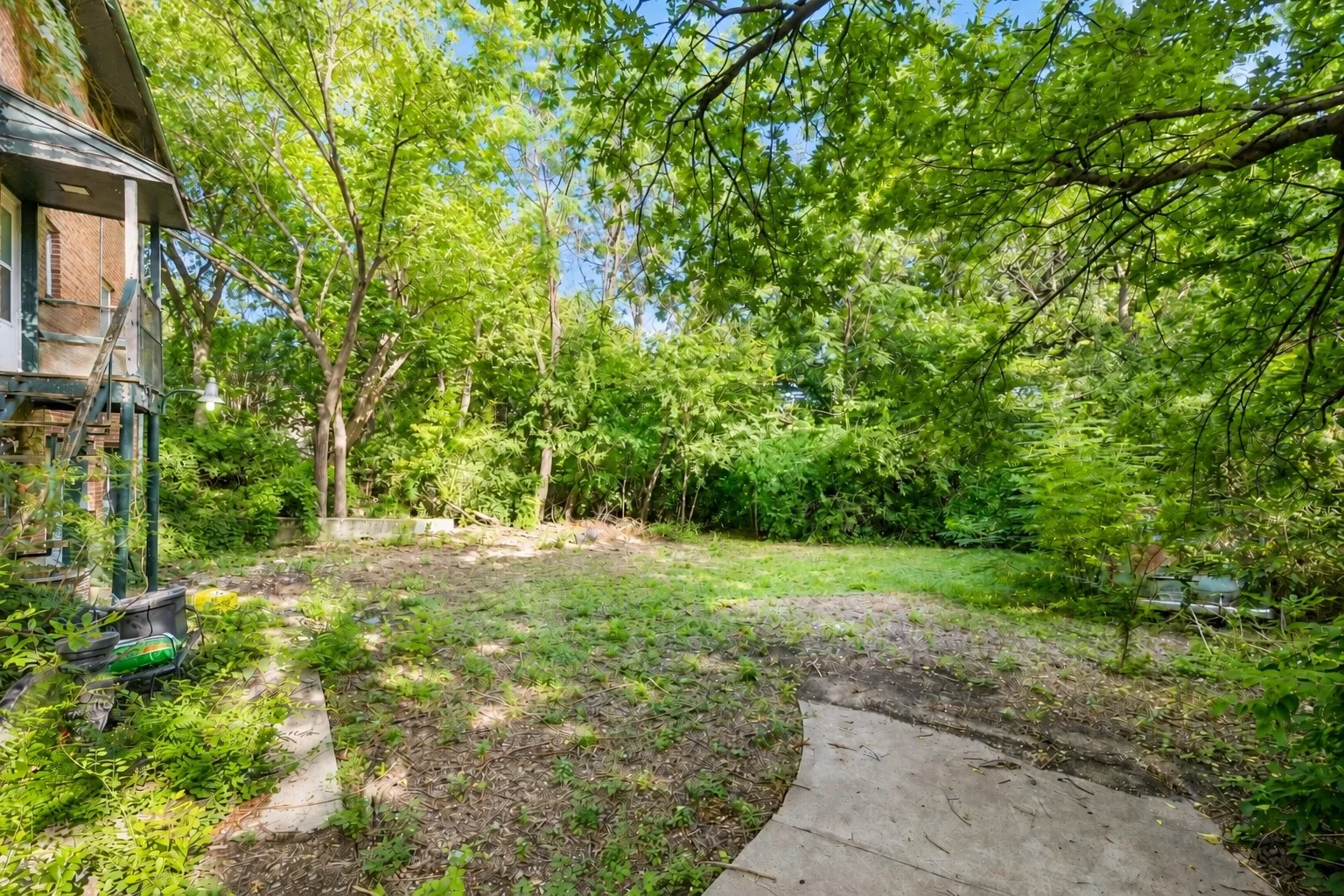 Single Family Residence For Sale in Dallas County , 625 W Colorado Boulevard, Dallas, Texas 75208, 4 Bedroom, 3 Bathroom, 2 Garage spaces, 2,079 Sqft, built in 1953, mls#21337315, Real Estate Agent in Dallas, Homes For Sale in Dallas county, Homes For Sale in Dallas, Realtor in Dallas Texas, Real Estate Brokerage Independent Realty Texas, Luminita Cordes Realtor