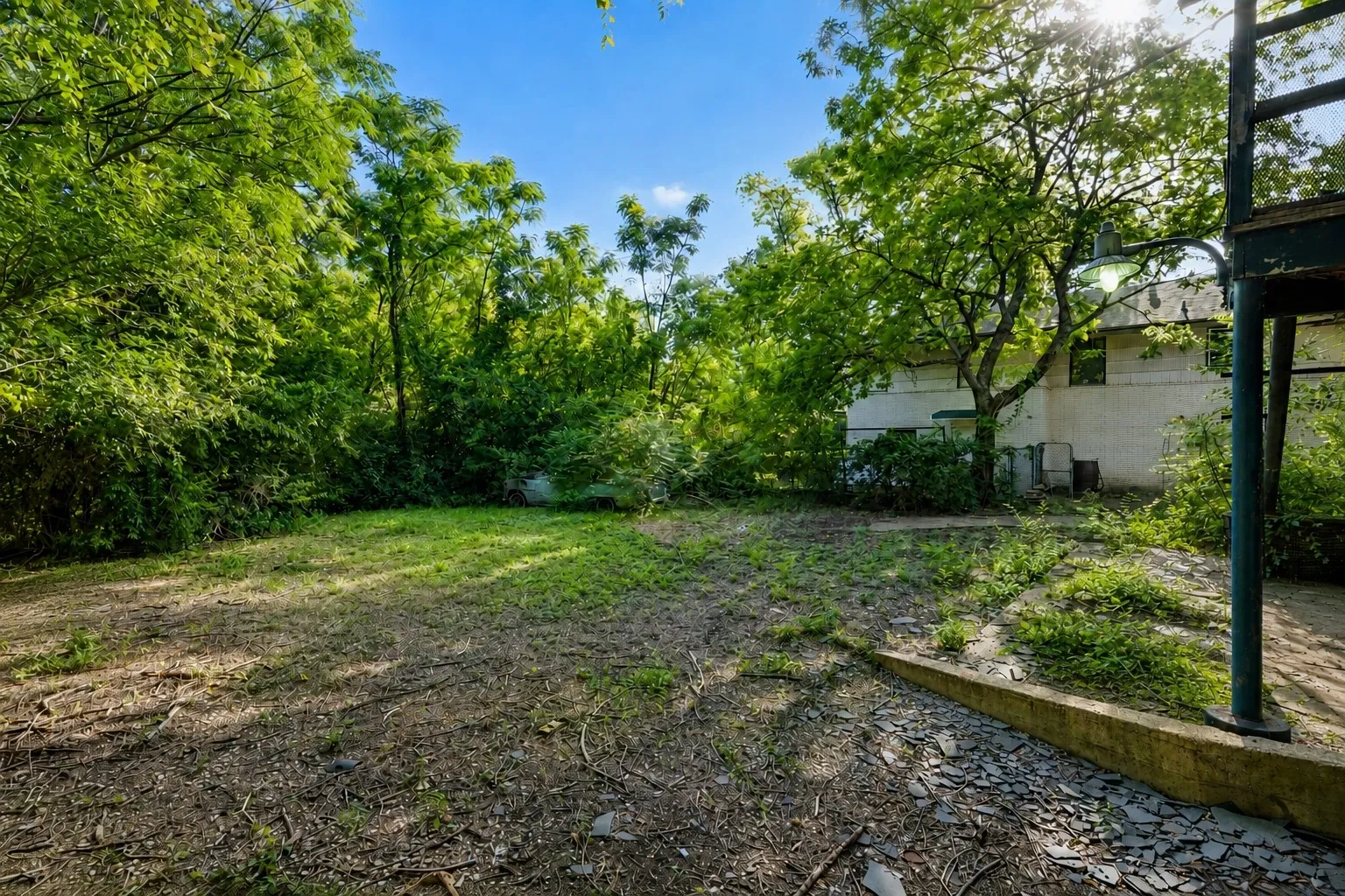 Single Family Residence For Sale in Dallas County , 625 W Colorado Boulevard, Dallas, Texas 75208, 4 Bedroom, 3 Bathroom, 2 Garage spaces, 2,079 Sqft, built in 1953, mls#21337315, Real Estate Agent in Dallas, Homes For Sale in Dallas county, Homes For Sale in Dallas, Realtor in Dallas Texas, Real Estate Brokerage Independent Realty Texas, Luminita Cordes Realtor