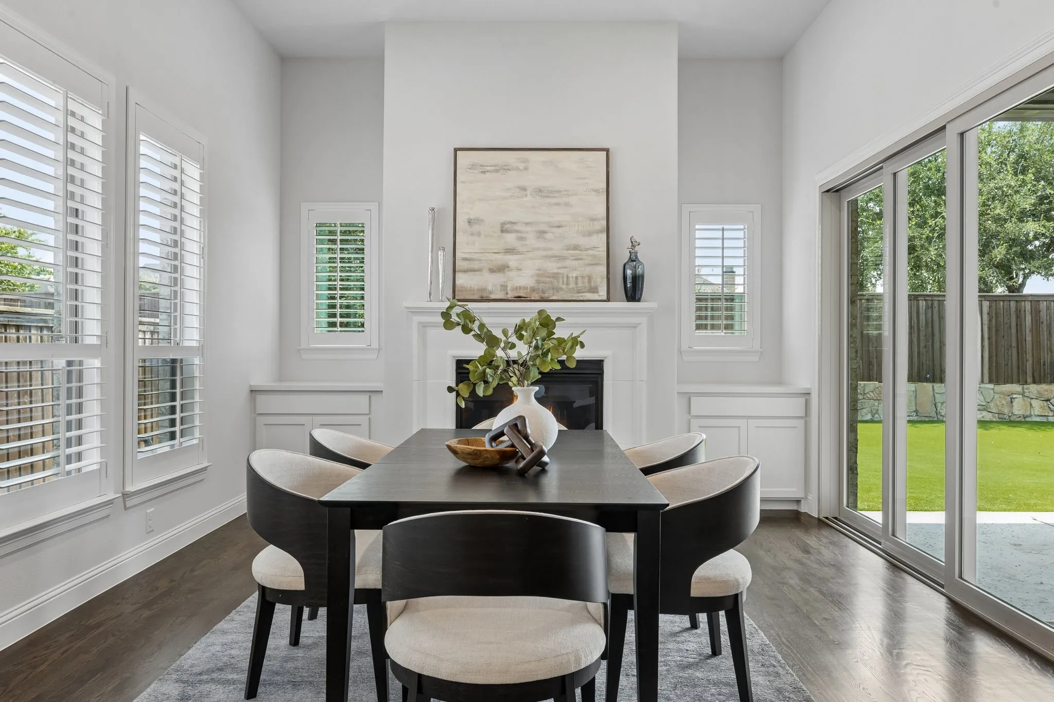 Single Family Residence For Sale in Denton County , 4043 Fairbanks Drive, Frisco, Texas 75033, 4 Bedroom, 6 Bathroom, 3 Garage spaces, 4,330 Sqft, built in 2019, mls#21335940, Real Estate Agent in Frisco, Homes For Sale in Denton county, Homes For Sale in Frisco, Realtor in Frisco Texas, Real Estate Brokerage Independent Realty Texas, Luminita Cordes Realtor