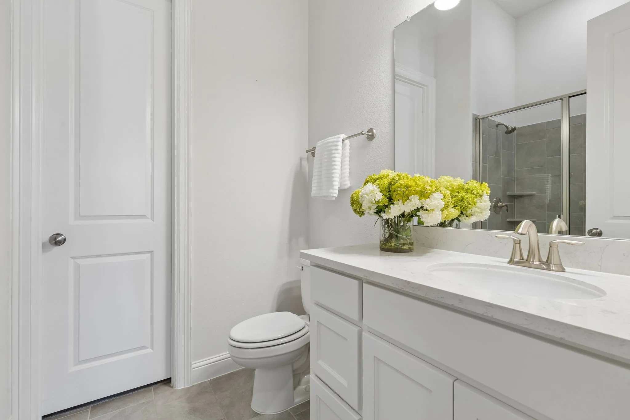 Single Family Residence For Sale in Denton County , 4043 Fairbanks Drive, Frisco, Texas 75033, 4 Bedroom, 6 Bathroom, 3 Garage spaces, 4,330 Sqft, built in 2019, mls#21335940, Real Estate Agent in Frisco, Homes For Sale in Denton county, Homes For Sale in Frisco, Realtor in Frisco Texas, Real Estate Brokerage Independent Realty Texas, Luminita Cordes Realtor