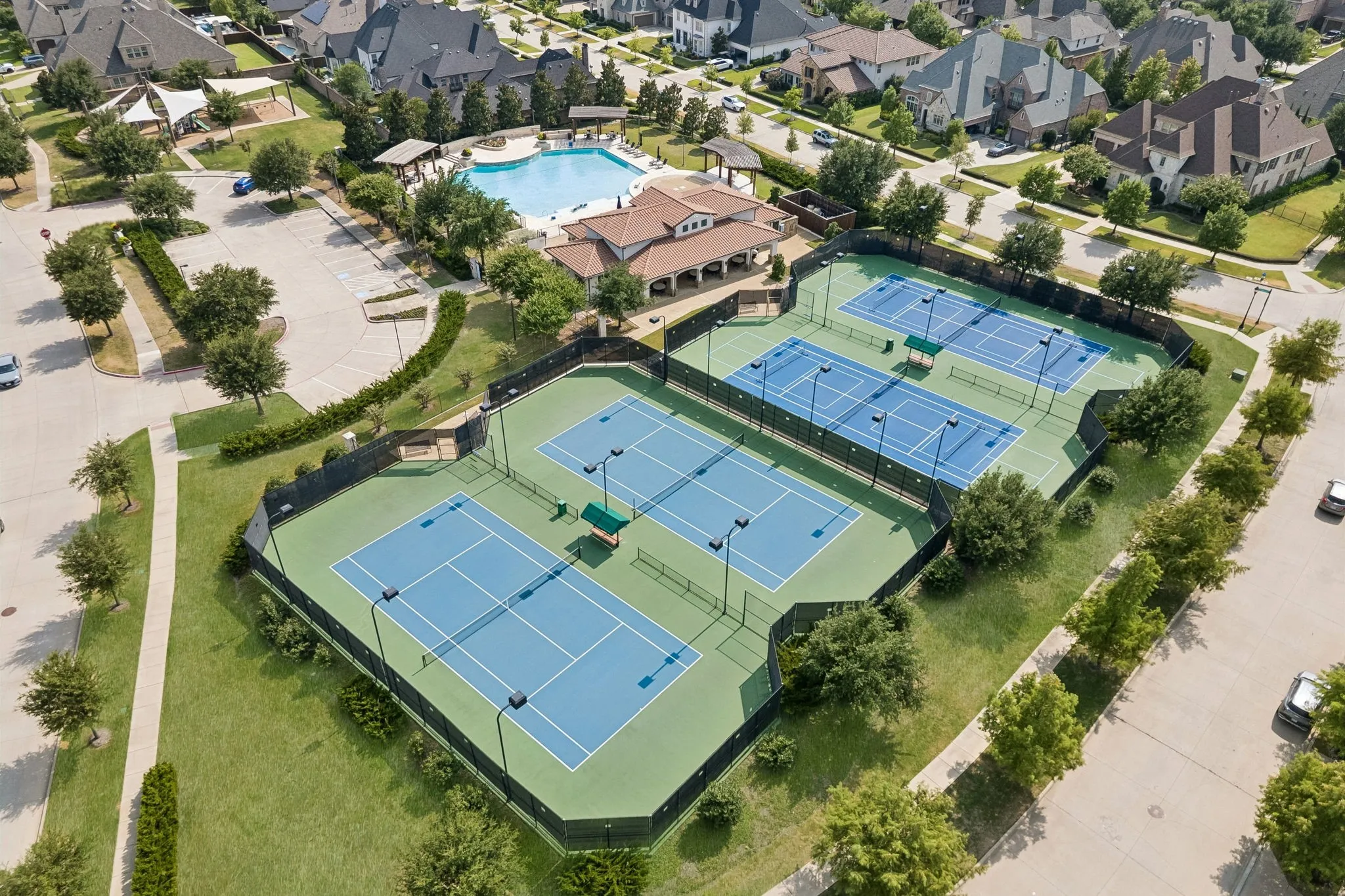Single Family Residence For Sale in Denton County , 4043 Fairbanks Drive, Frisco, Texas 75033, 4 Bedroom, 6 Bathroom, 3 Garage spaces, 4,330 Sqft, built in 2019, mls#21335940, Real Estate Agent in Frisco, Homes For Sale in Denton county, Homes For Sale in Frisco, Realtor in Frisco Texas, Real Estate Brokerage Independent Realty Texas, Luminita Cordes Realtor