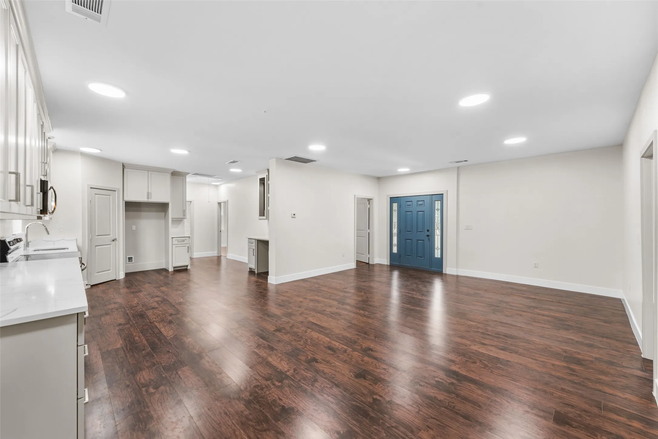 Single Family Residence For Sale in Kaufman County , 5475 Fogleman Road, Kemp, Texas 75143, 4 Bedroom, 2 Bathroom, Garage spaces, 1,800 Sqft, built in 2025, mls#21335755, Real Estate Agent in Kemp, Homes For Sale in Kaufman county, Homes For Sale in Kemp, Realtor in Kemp Texas, Real Estate Brokerage Independent Realty Texas, Luminita Cordes Realtor