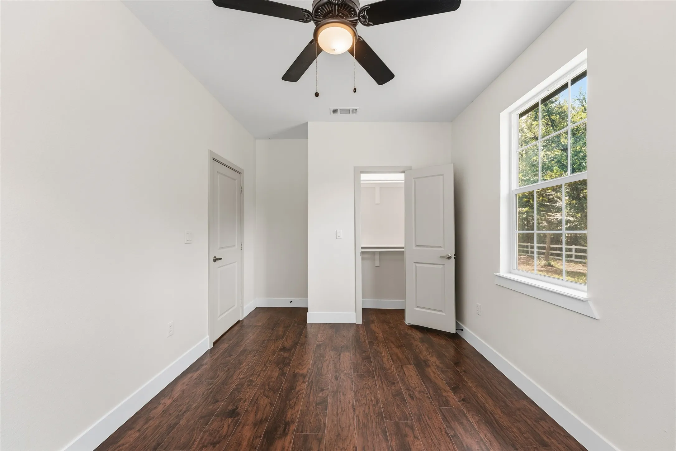 Single Family Residence For Sale in Kaufman County , 5475 Fogleman Road, Kemp, Texas 75143, 4 Bedroom, 2 Bathroom, Garage spaces, 1,800 Sqft, built in 2025, mls#21335755, Real Estate Agent in Kemp, Homes For Sale in Kaufman county, Homes For Sale in Kemp, Realtor in Kemp Texas, Real Estate Brokerage Independent Realty Texas, Luminita Cordes Realtor