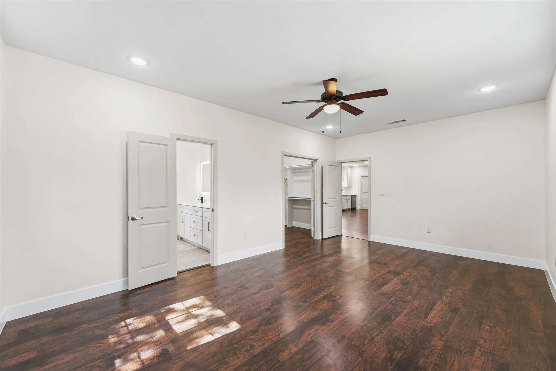 Single Family Residence For Sale in Kaufman County , 5475 Fogleman Road, Kemp, Texas 75143, 4 Bedroom, 2 Bathroom, Garage spaces, 1,800 Sqft, built in 2025, mls#21335755, Real Estate Agent in Kemp, Homes For Sale in Kaufman county, Homes For Sale in Kemp, Realtor in Kemp Texas, Real Estate Brokerage Independent Realty Texas, Luminita Cordes Realtor