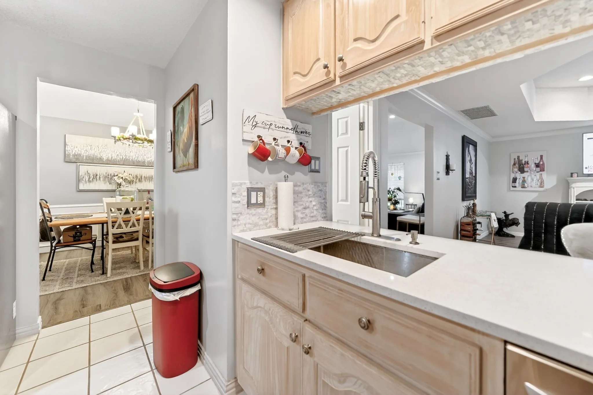 Single Family Residence For Sale in Rockwall County , 104 Easterner Place, Rockwall, Texas 75032, 3 Bedroom, 3 Bathroom, 2 Garage spaces, 2,262 Sqft, built in 1993, mls#21315098, Real Estate Agent in Rockwall, Homes For Sale in Rockwall county, Homes For Sale in Rockwall, Realtor in Rockwall Texas, Real Estate Brokerage Independent Realty Texas, Luminita Cordes Realtor