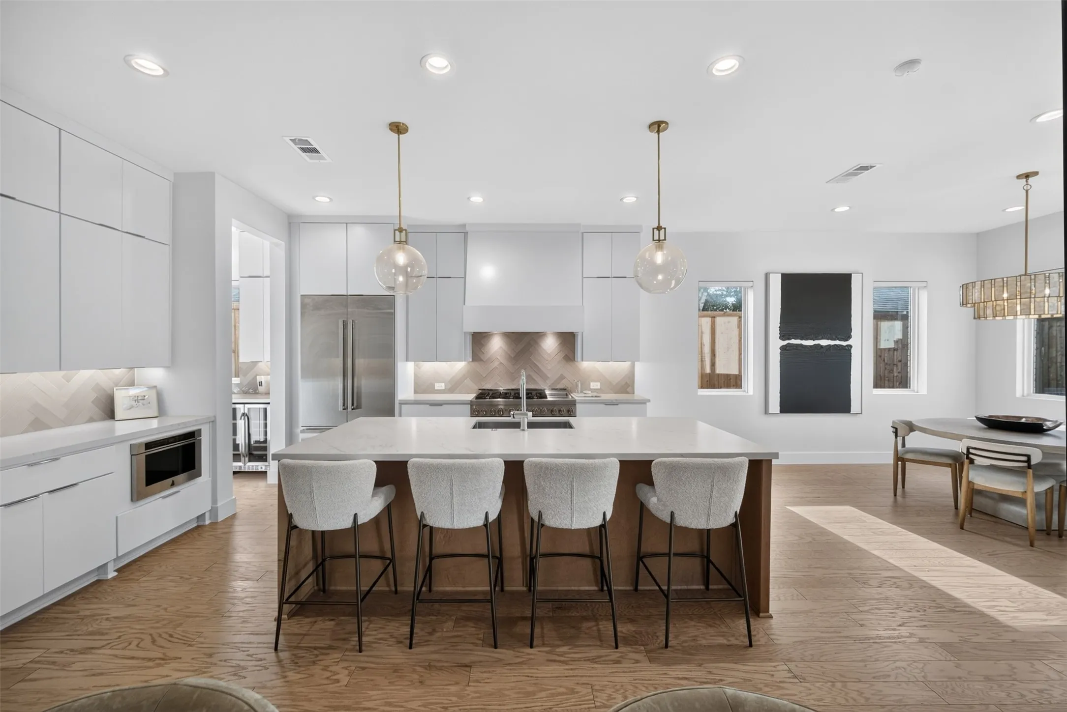 Single Family Residence For Sale in Dallas County , 3872 Cortez Drive, Dallas, Texas 75220, 4 Bedroom, 4 Bathroom, 2 Garage spaces, 4,139 Sqft, built in 2024, mls#21337437, Real Estate Agent in Dallas, Homes For Sale in Dallas county, Homes For Sale in Dallas, Realtor in Dallas Texas, Real Estate Brokerage Independent Realty Texas, Luminita Cordes Realtor