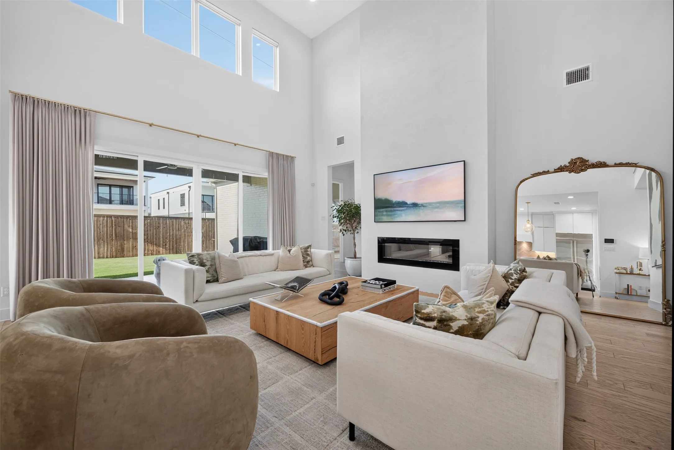 Single Family Residence For Sale in Dallas County , 3872 Cortez Drive, Dallas, Texas 75220, 4 Bedroom, 4 Bathroom, 2 Garage spaces, 4,139 Sqft, built in 2024, mls#21337437, Real Estate Agent in Dallas, Homes For Sale in Dallas county, Homes For Sale in Dallas, Realtor in Dallas Texas, Real Estate Brokerage Independent Realty Texas, Luminita Cordes Realtor