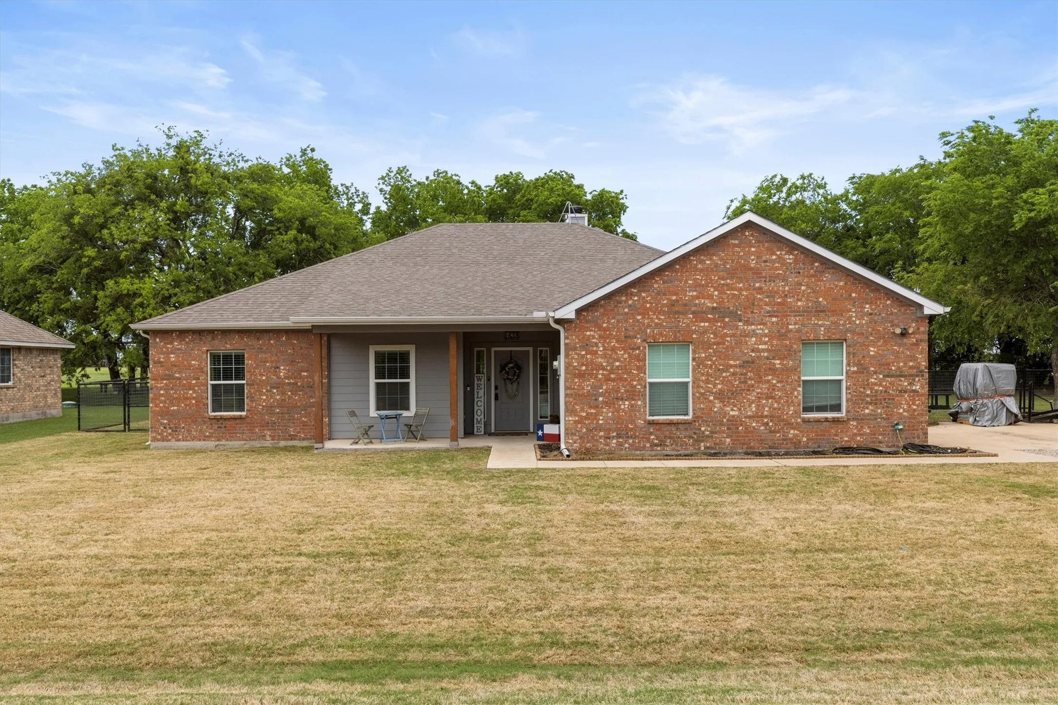Single Family Residence For Sale in Collin County , 429 Collin Street, Nevada, Texas 75173, 3 Bedroom, 2 Bathroom, 2 Garage spaces, 1,690 Sqft, built in 2017, mls#21337444, Real Estate Agent in Nevada, Homes For Sale in Collin county, Homes For Sale in Nevada, Realtor in Nevada Texas, Real Estate Brokerage Independent Realty Texas, Luminita Cordes Realtor