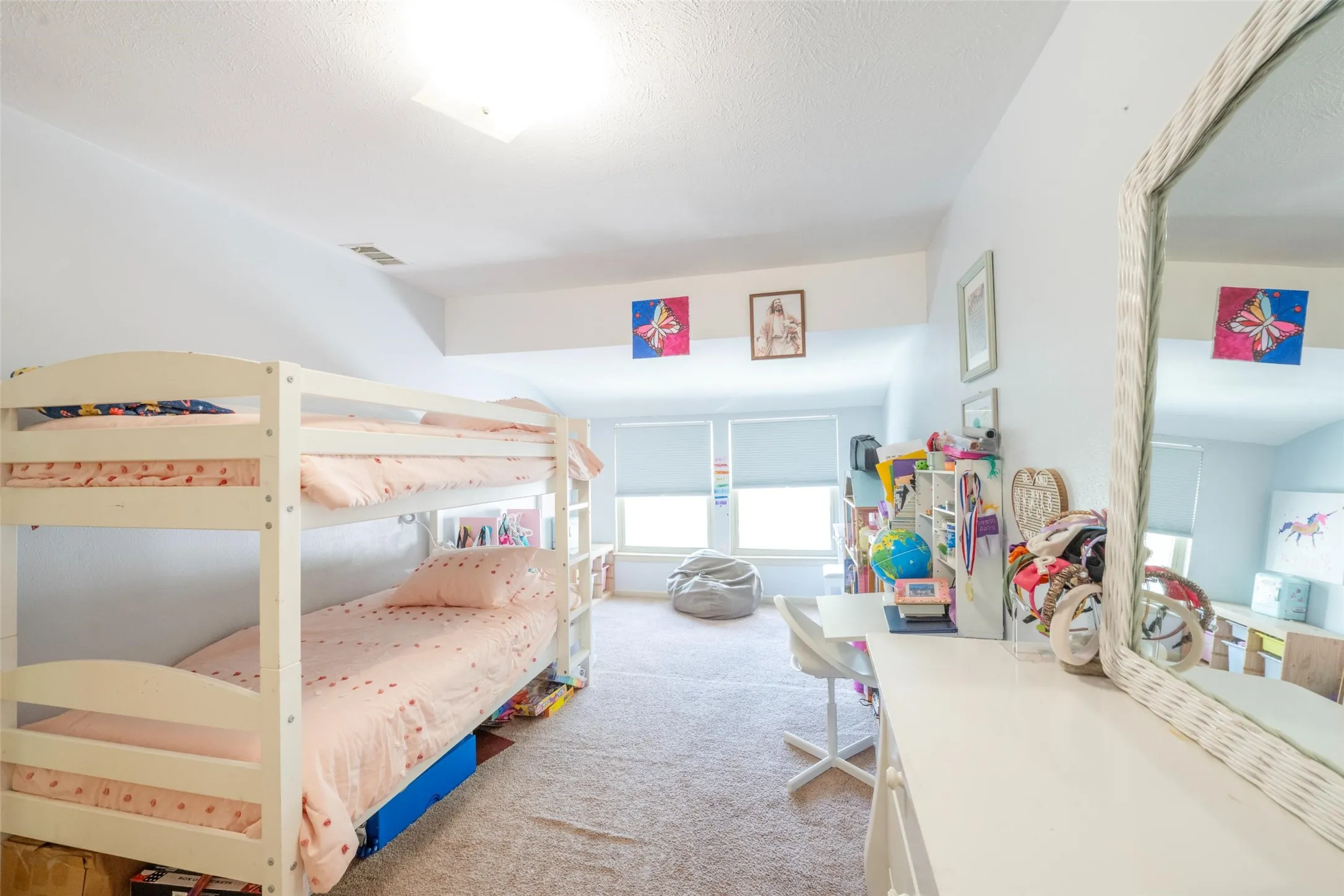 Condominium For Sale in Dallas County , 7504 Riverbrook Drive, Dallas, Texas 75230, 3 Bedroom, 3 Bathroom, Garage spaces, 1,520 Sqft, built in 1969, mls#21334491, Real Estate Agent in Dallas, Homes For Sale in Dallas county, Homes For Sale in Dallas, Realtor in Dallas Texas, Real Estate Brokerage Independent Realty Texas, Luminita Cordes Realtor