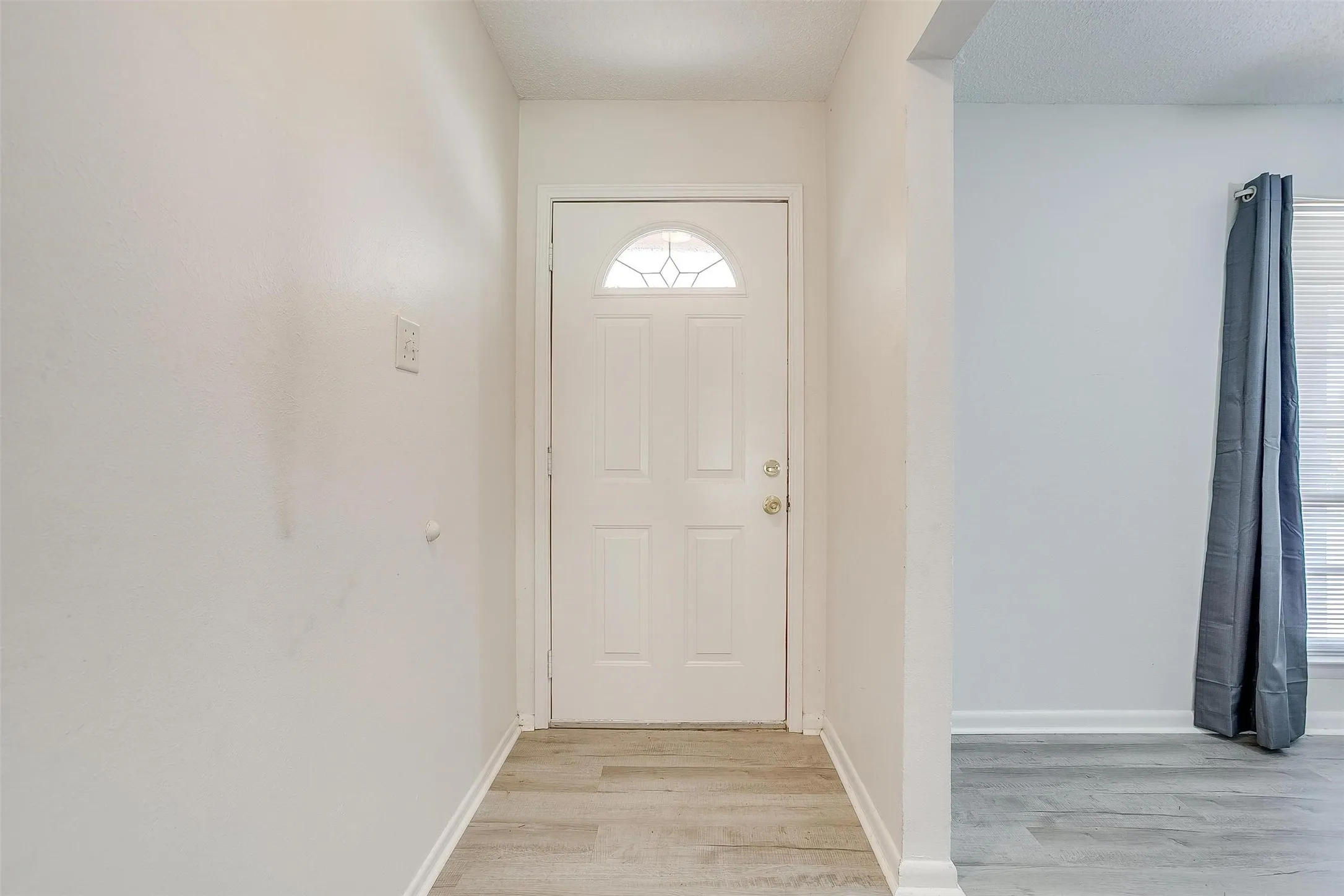Single Family Residence For Rent in Parker County , 1104 Julie Street, Weatherford, Texas 76086, 3 Bedroom, 2 Bathroom, 2 Garage spaces, 1,395 Sqft, built in 1970, mls#21337407, Real Estate Agent in Weatherford, Homes For Rent in Parker county, Homes For Rent in Weatherford, Realtor in Weatherford Texas, Real Estate Brokerage Independent Realty Texas, Luminita Cordes Realtor