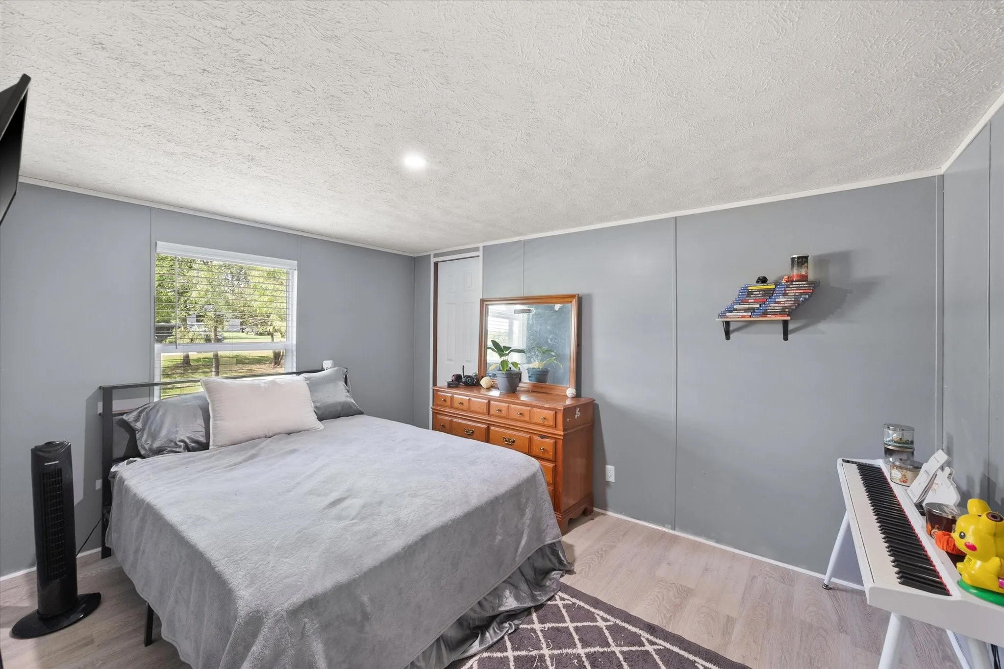 Manufactured Home For Sale in Navarro County , 212 SE County Road 3048a, Corsicana, Texas 75109, 3 Bedrooms, 2 Bathrooms, Garage spaces, 1,400 Sqft, built in 2024, Price $205,000, mls#21337086, Real Estate Agent in Corsicana, Homes For Sale in Navarro county, Homes For Sale in Corsicana, Realtor in Corsicana Texas, Real Estate Brokerage Independent Realty Texas, Luminita Cordes Realtor