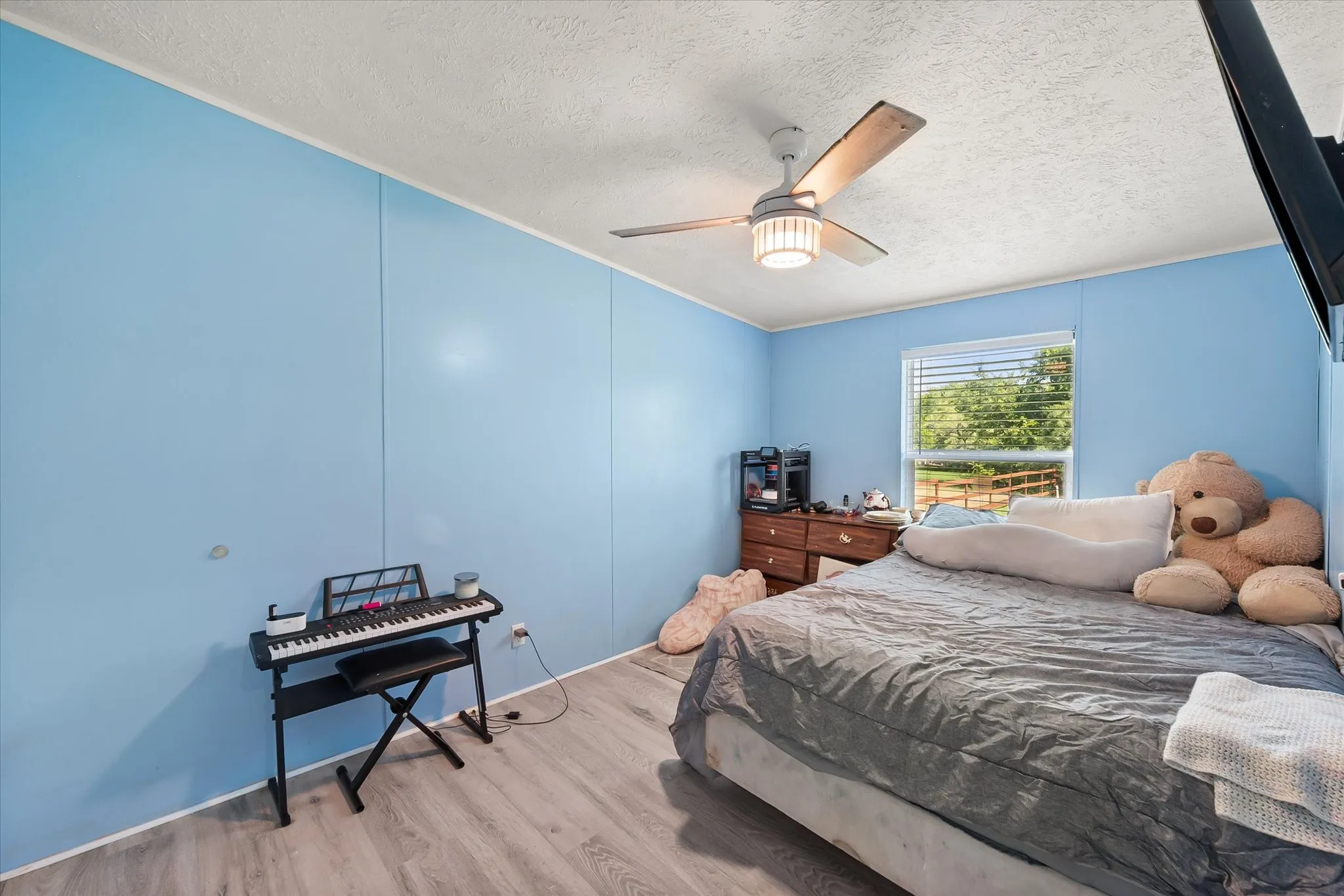 Manufactured Home For Sale in Navarro County , 212 SE County Road 3048a, Corsicana, Texas 75109, 3 Bedrooms, 2 Bathrooms, Garage spaces, 1,400 Sqft, built in 2024, Price $205,000, mls#21337086, Real Estate Agent in Corsicana, Homes For Sale in Navarro county, Homes For Sale in Corsicana, Realtor in Corsicana Texas, Real Estate Brokerage Independent Realty Texas, Luminita Cordes Realtor