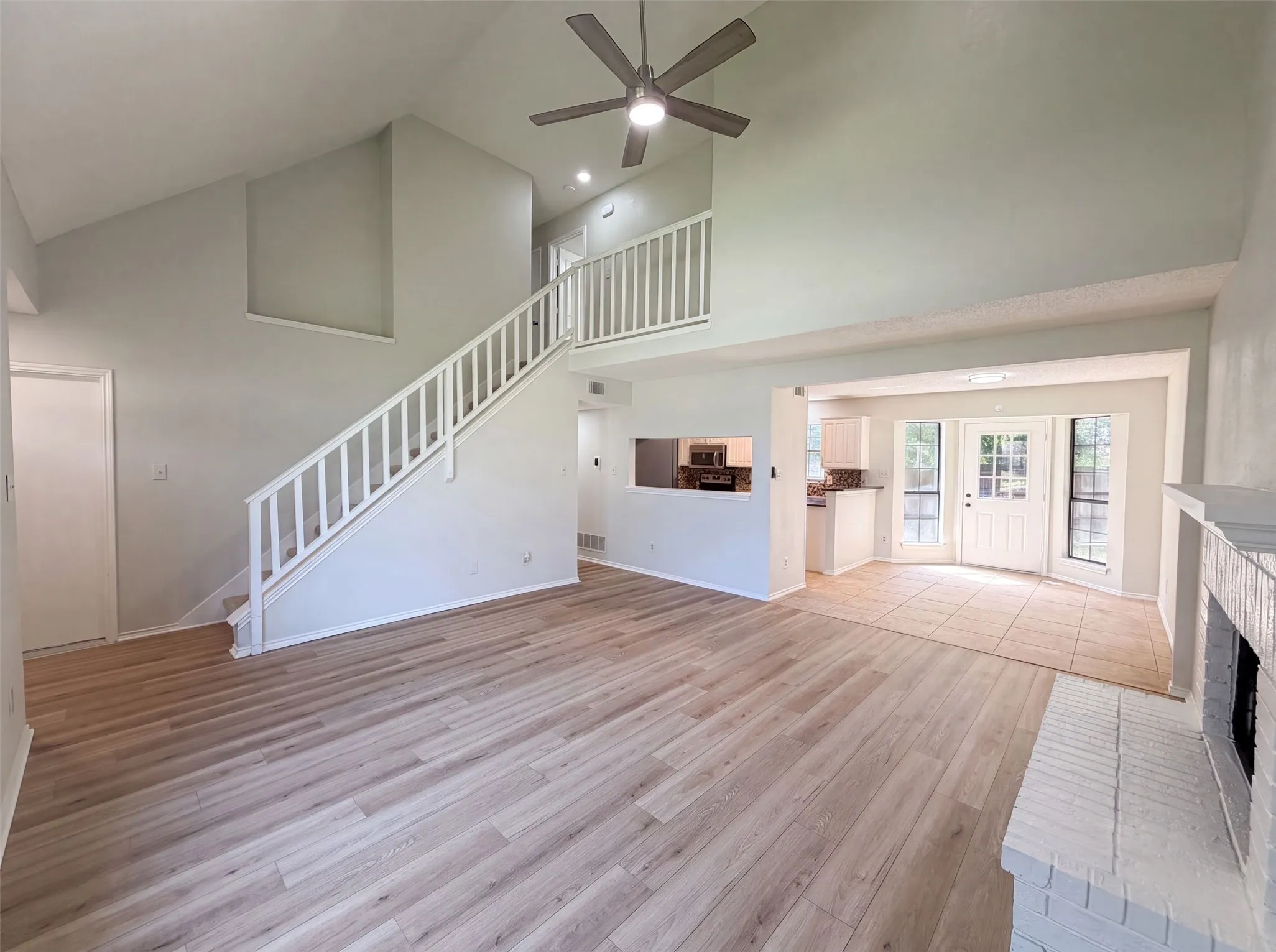Single Family Residence For Sale in Tarrant County , 4300 Windwillow Court, Fort Worth, Texas 76137, 4 Bedroom, 2 Bathroom, 2 Garage spaces, 2,050 Sqft, built in 1987, mls#21337442, Real Estate Agent in Fort Worth, Homes For Sale in Tarrant county, Homes For Sale in Fort Worth, Realtor in Fort Worth Texas, Real Estate Brokerage Independent Realty Texas, Luminita Cordes Realtor
