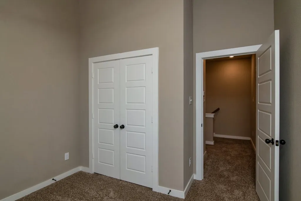 Apartment For Rent in Ellis County , 638 Fallow Drive, Venus, Texas 76084, 2 Bedroom, 2 Bathroom, 1 Garage spaces, 1,134 Sqft, built in 2022, mls#21333635, Real Estate Agent in Venus, Homes For Rent in Ellis county, Homes For Rent in Venus, Realtor in Venus Texas, Real Estate Brokerage Independent Realty Texas, Luminita Cordes Realtor