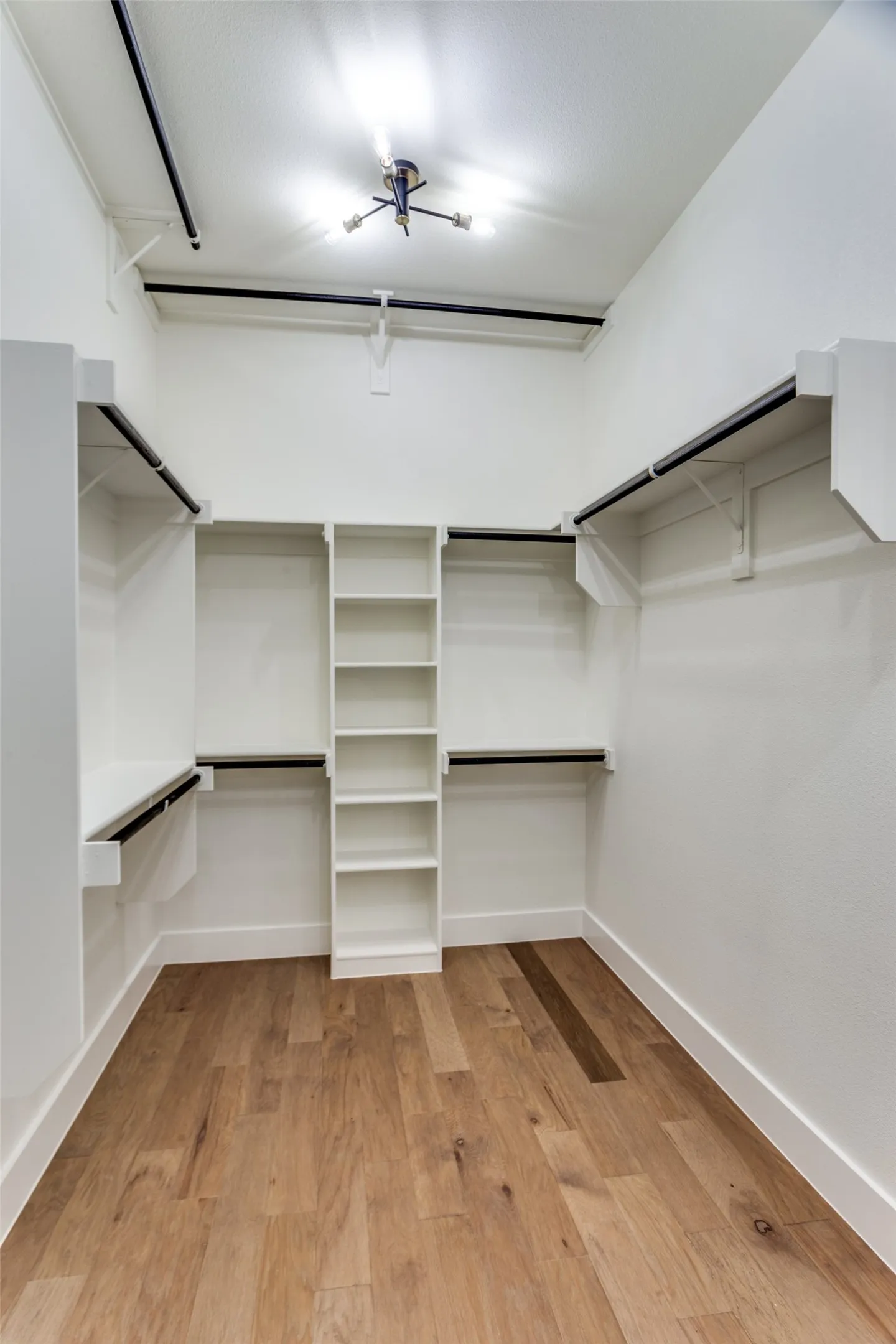 Single Family Residence For Sale in Parker County , 1037 Woodland Road, Weatherford, Texas 76088, 3 Bedroom, 3 Bathroom, 2 Garage spaces, 2,710 Sqft, built in 2025, mls#21331196, Real Estate Agent in Weatherford, Homes For Sale in Parker county, Homes For Sale in Weatherford, Realtor in Weatherford Texas, Real Estate Brokerage Independent Realty Texas, Luminita Cordes Realtor