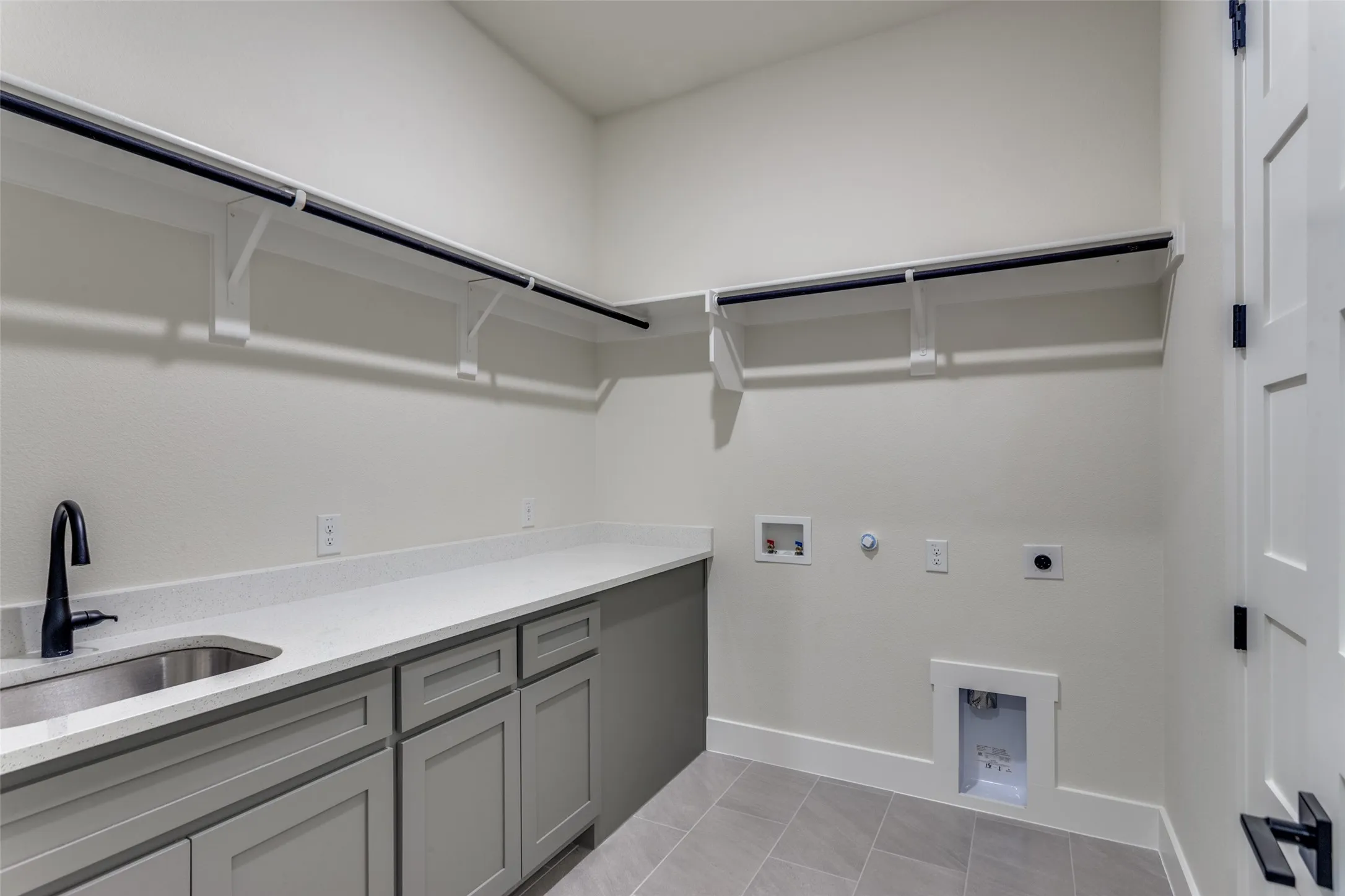 Single Family Residence For Sale in Parker County , 1037 Woodland Road, Weatherford, Texas 76088, 3 Bedroom, 3 Bathroom, 2 Garage spaces, 2,710 Sqft, built in 2025, mls#21331196, Real Estate Agent in Weatherford, Homes For Sale in Parker county, Homes For Sale in Weatherford, Realtor in Weatherford Texas, Real Estate Brokerage Independent Realty Texas, Luminita Cordes Realtor
